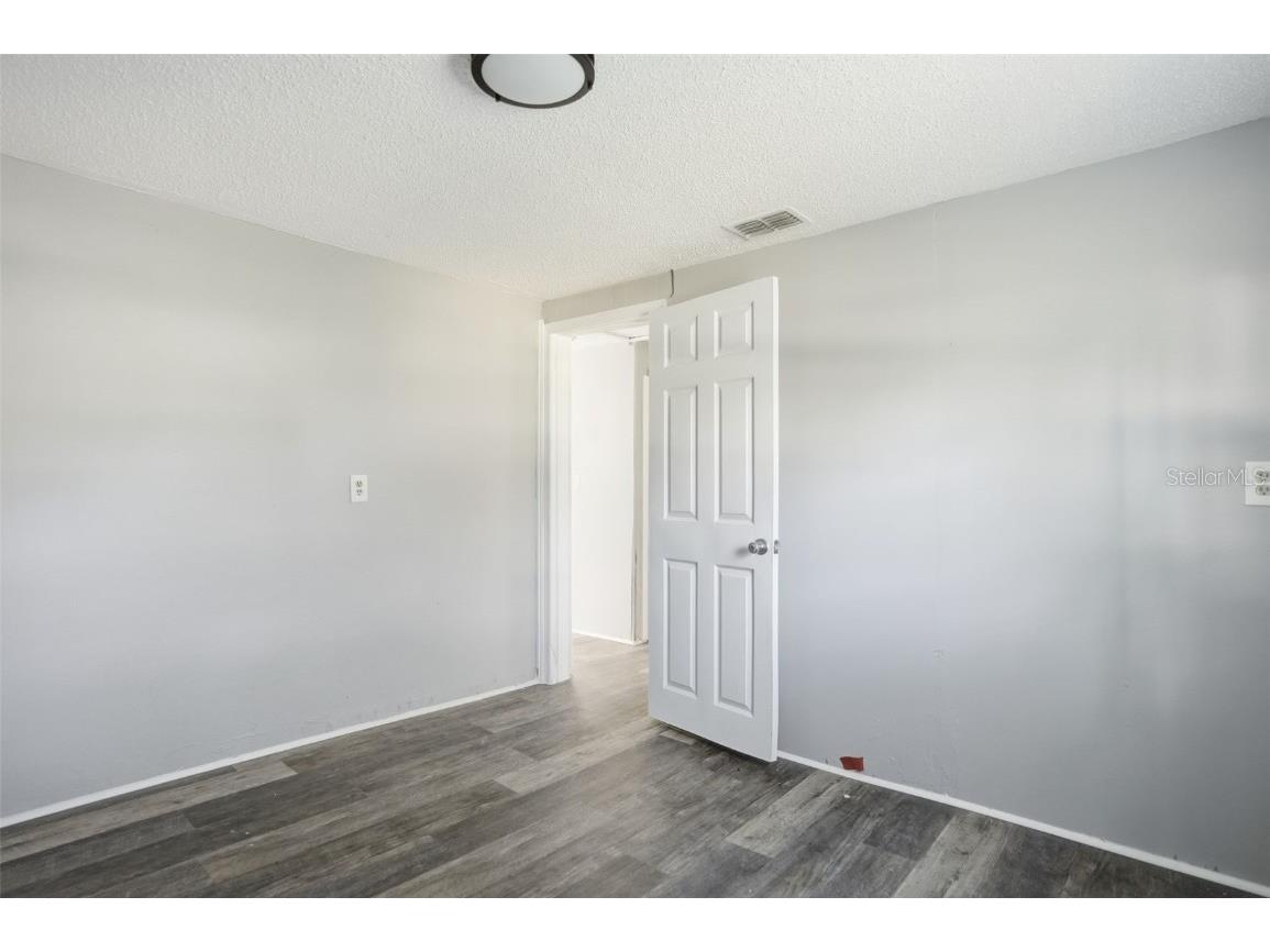 7021 Hudson Avenue Hudson FL 34667 W7880313 image15