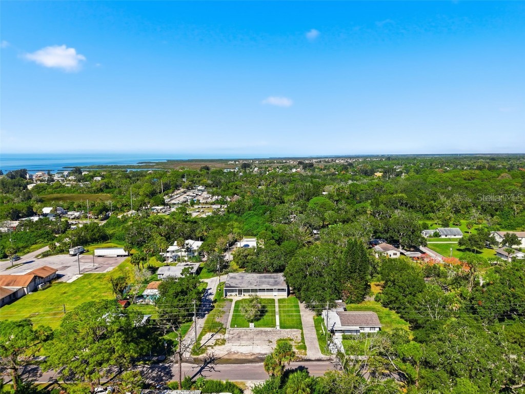 7021 Hudson Avenue Hudson FL 34667 W7880313 image27