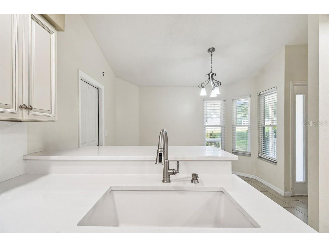 7021 Oregon Chickadee Road Weeki Wachee FL 34613 TB8440634 image8