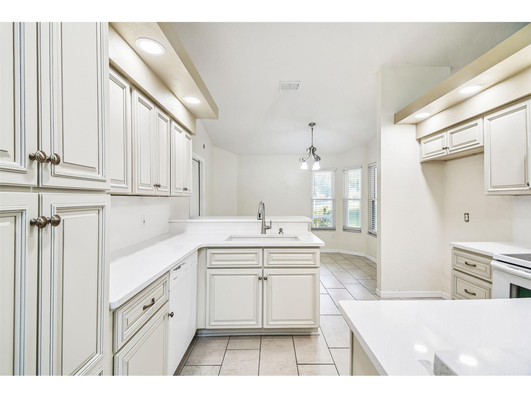 7021 Oregon Chickadee Road Weeki Wachee FL 34613 TB8504328 image10