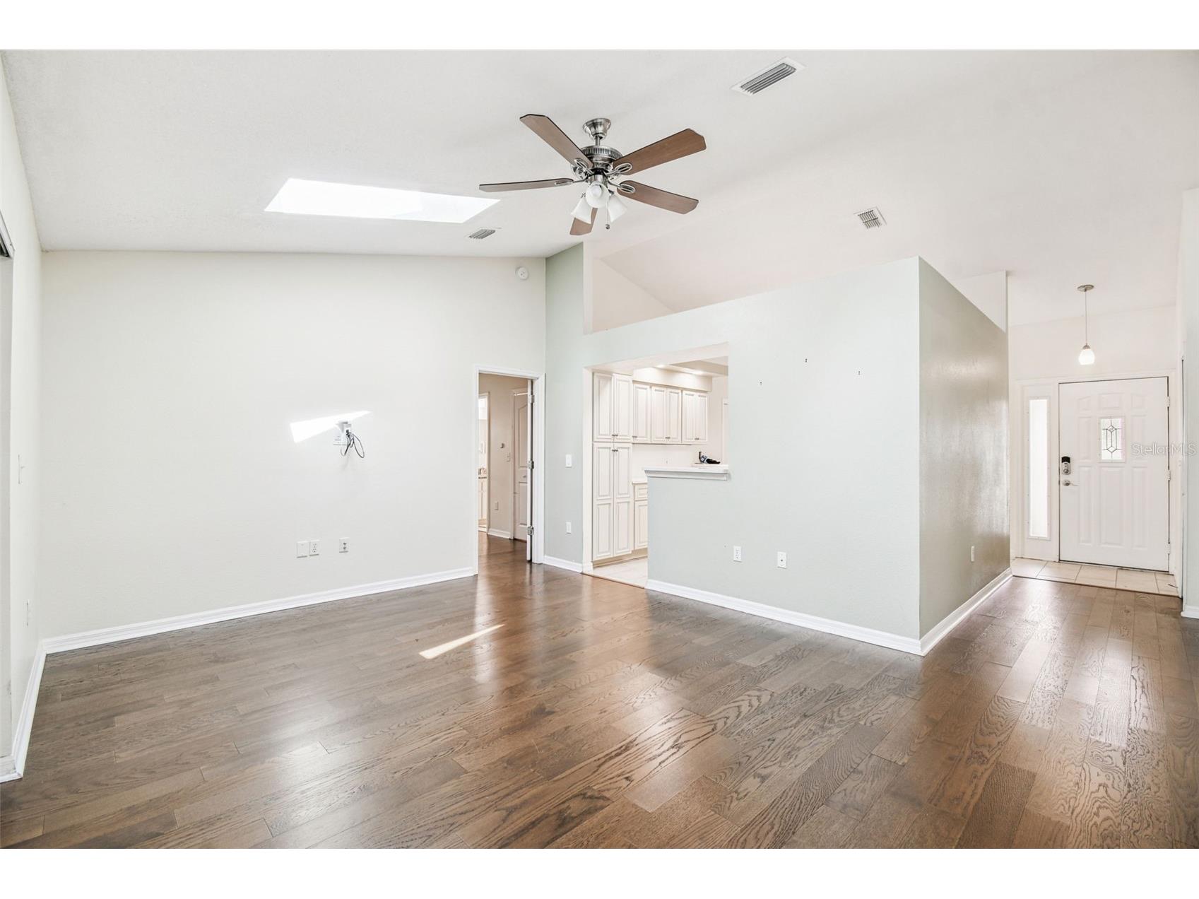 7021 Oregon Chickadee Road Weeki Wachee FL 34613 TB8504328 image5