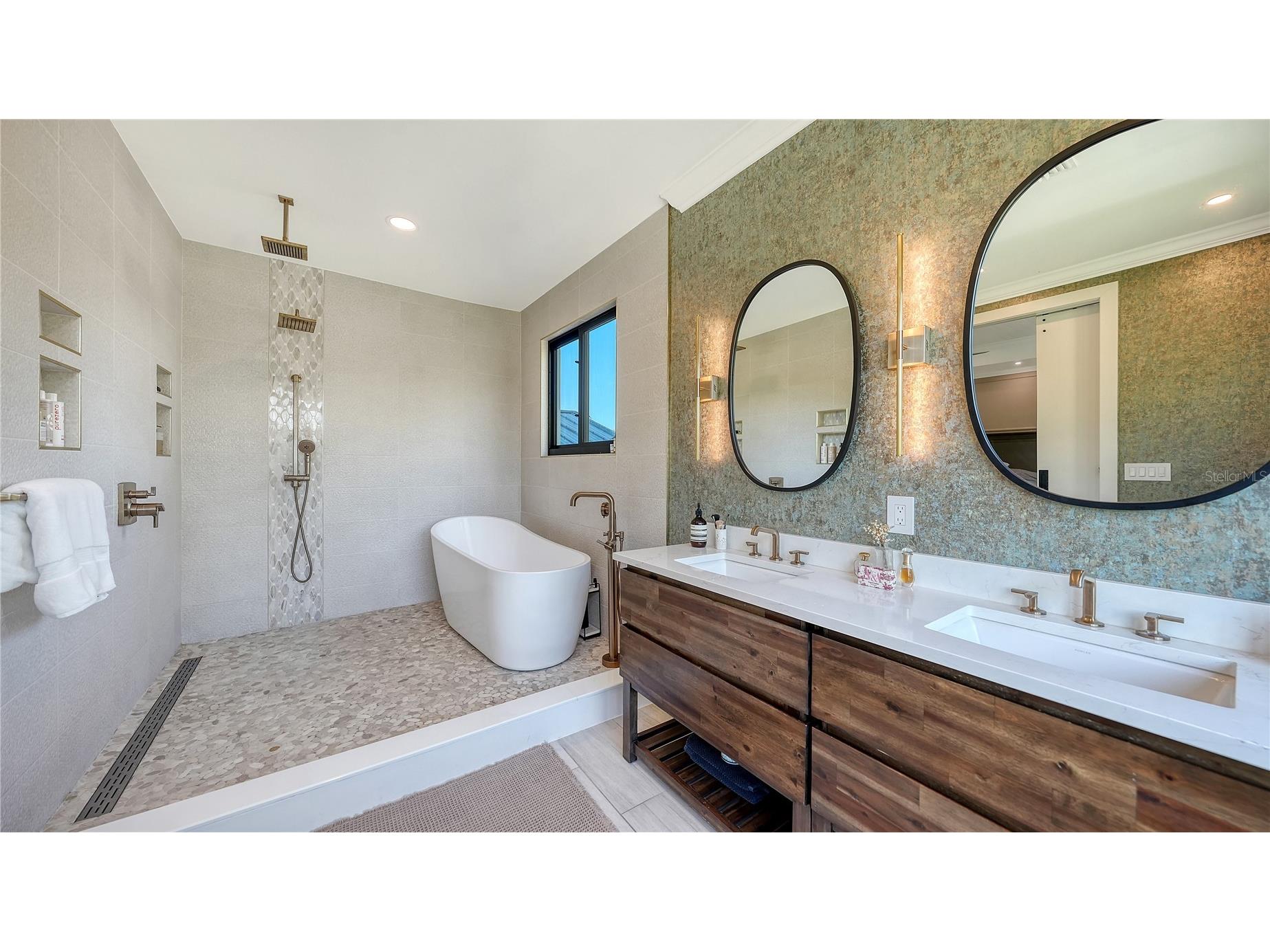 7022 Saddle Creek Circle Sarasota FL 34241 A4686893 image28