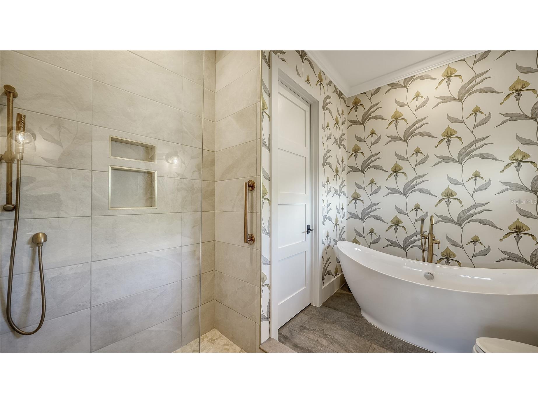 7022 Saddle Creek Circle Sarasota FL 34241 A4686893 image41