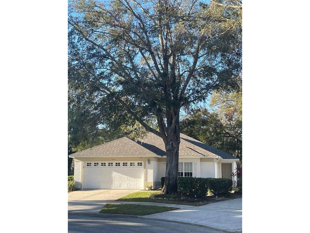 7023 Arcadian Court Mount Dora FL 32757 - BULL RUSH POND G5091700 image1