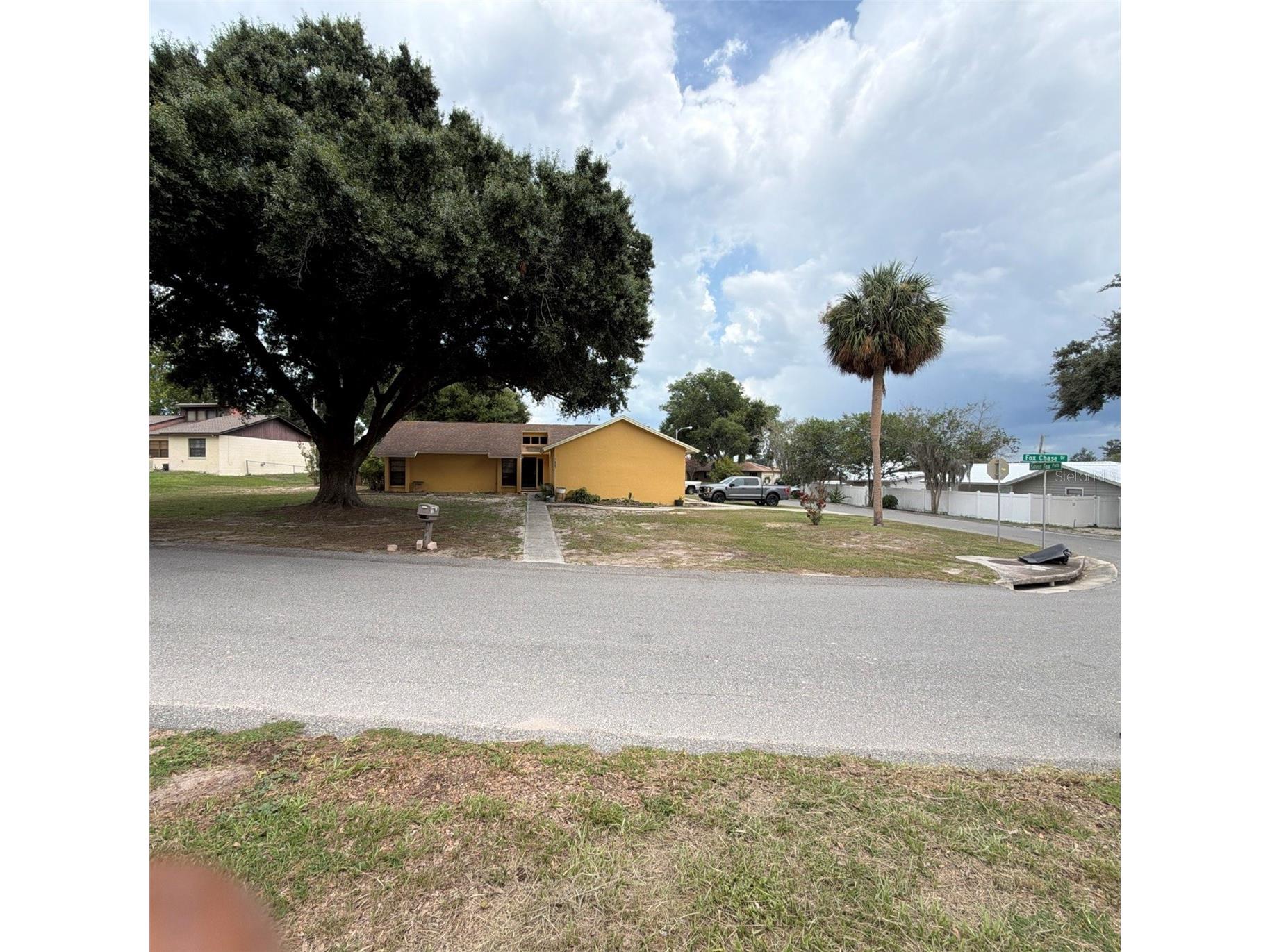 7023 Fox Chase Drive Lakeland FL 33810 A4698282 image1