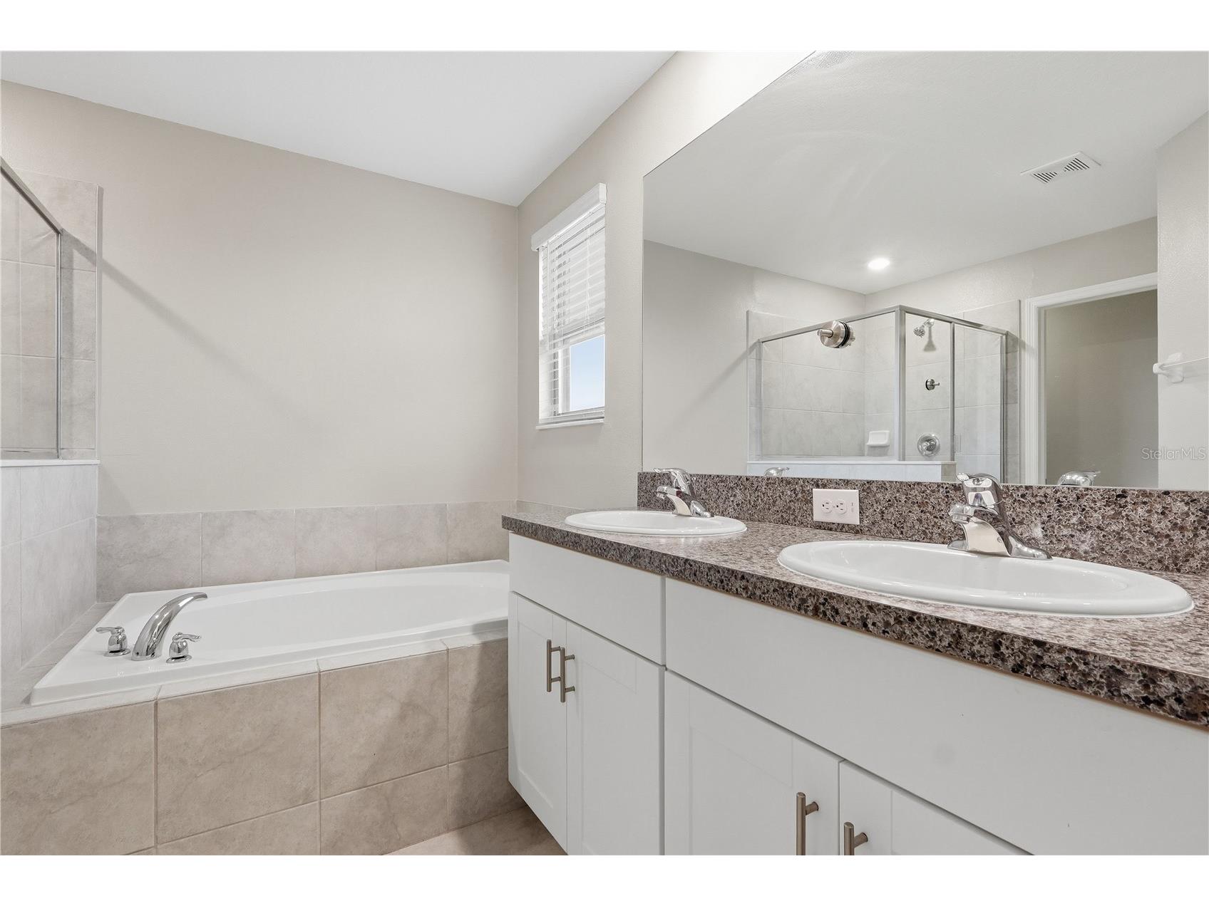 7023 Samuel Ivy Drive Tampa FL 33619 TB8525922 image24