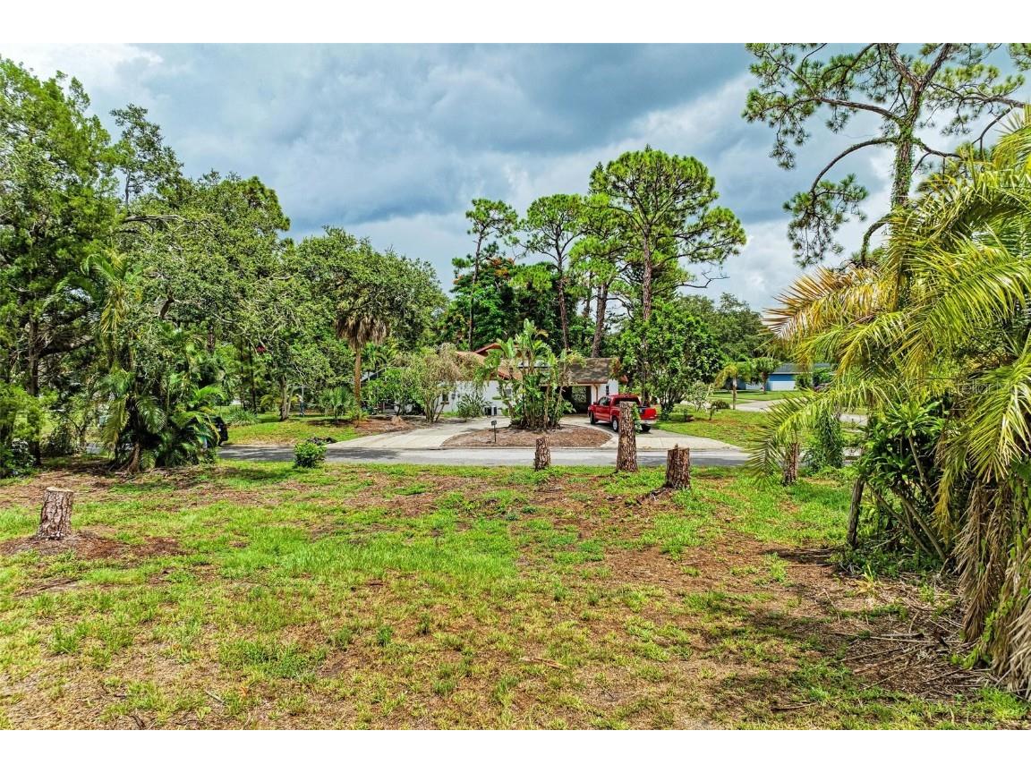 7024 Alderwood Drive Sarasota FL 34243 A4580121 image1