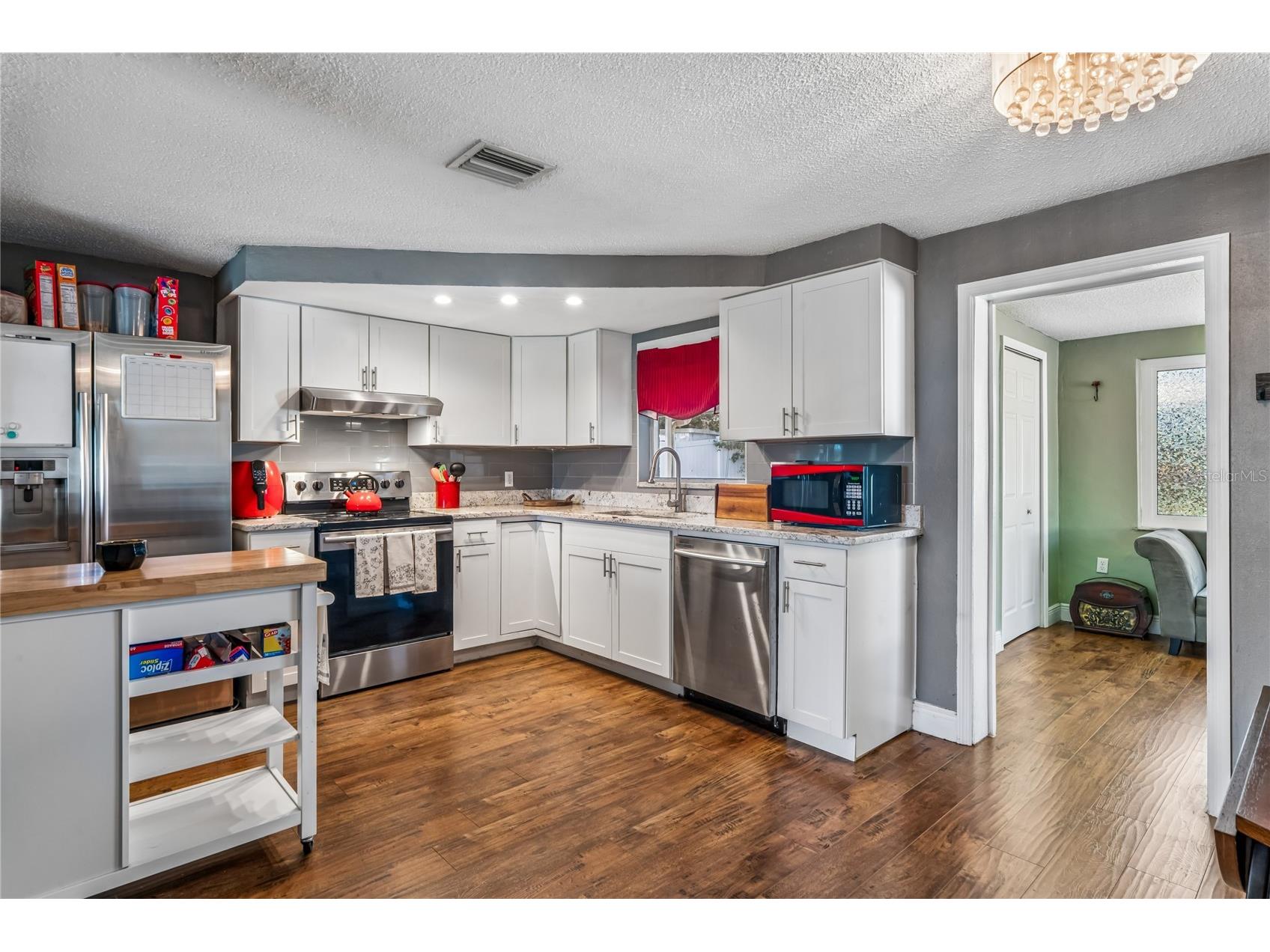 7024 Fox Hollow Drive Port Richey FL 34668 W7886257 image11