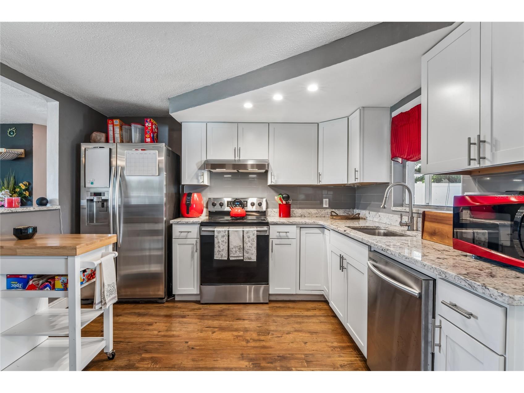 7024 Fox Hollow Drive Port Richey FL 34668 W7886257 image3