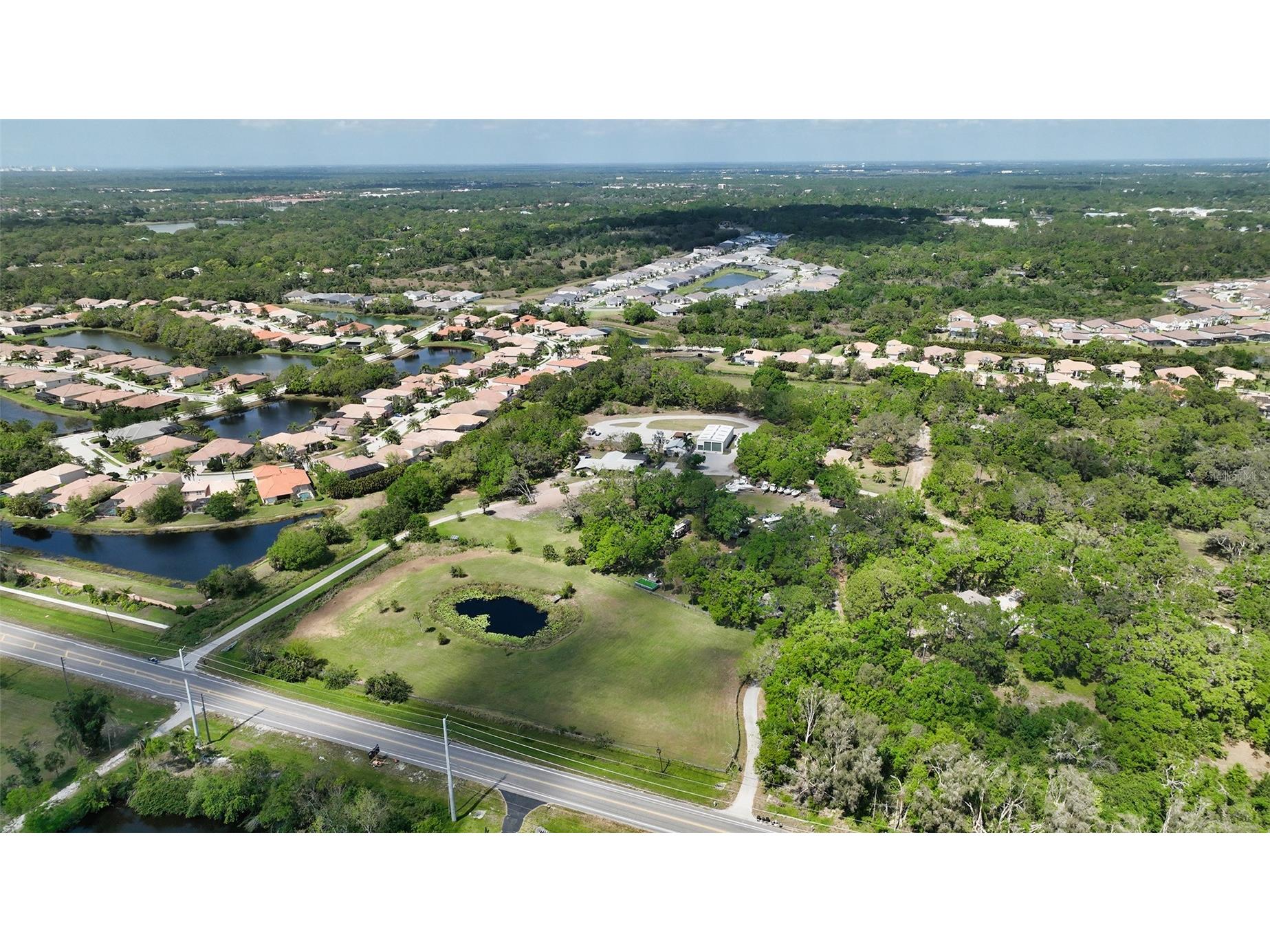 7025 Clark Road Sarasota FL 34241 A4694747 image12
