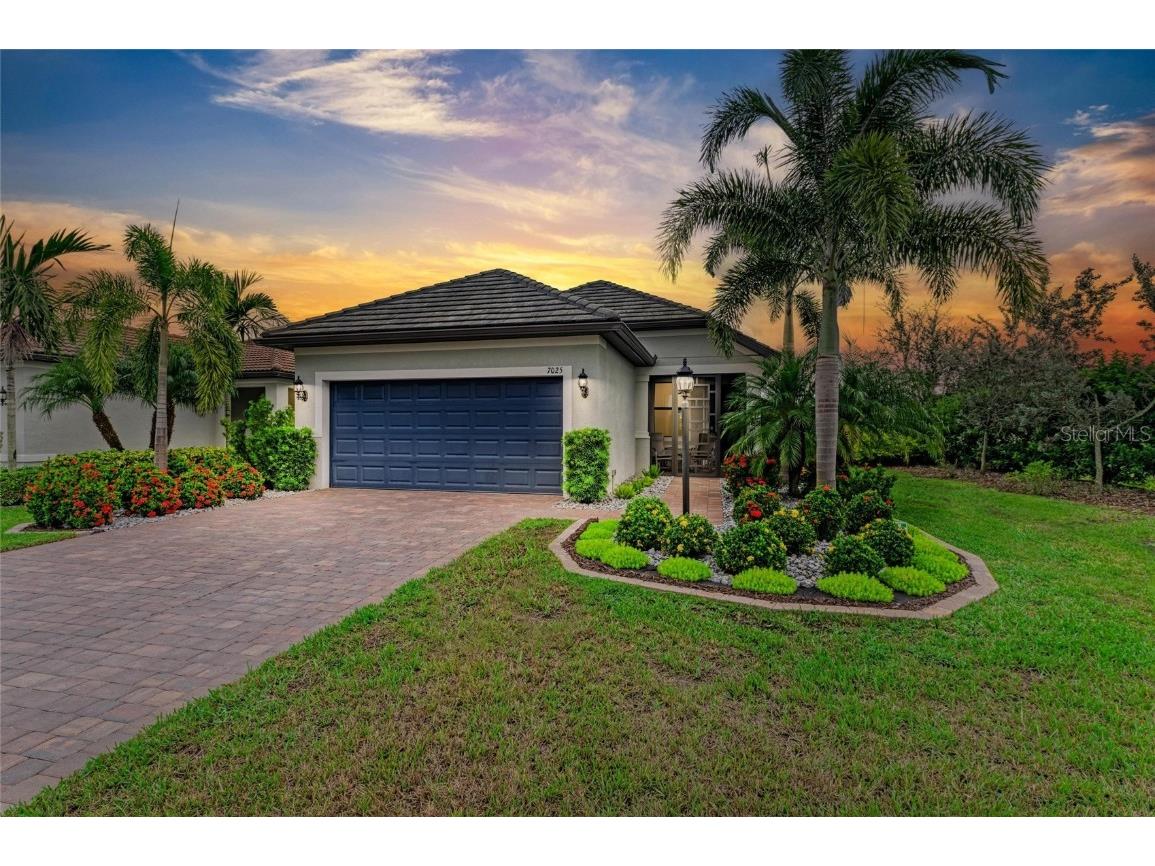 7025 Holbrook Cove Bradenton FL 34202 A4664628 image1