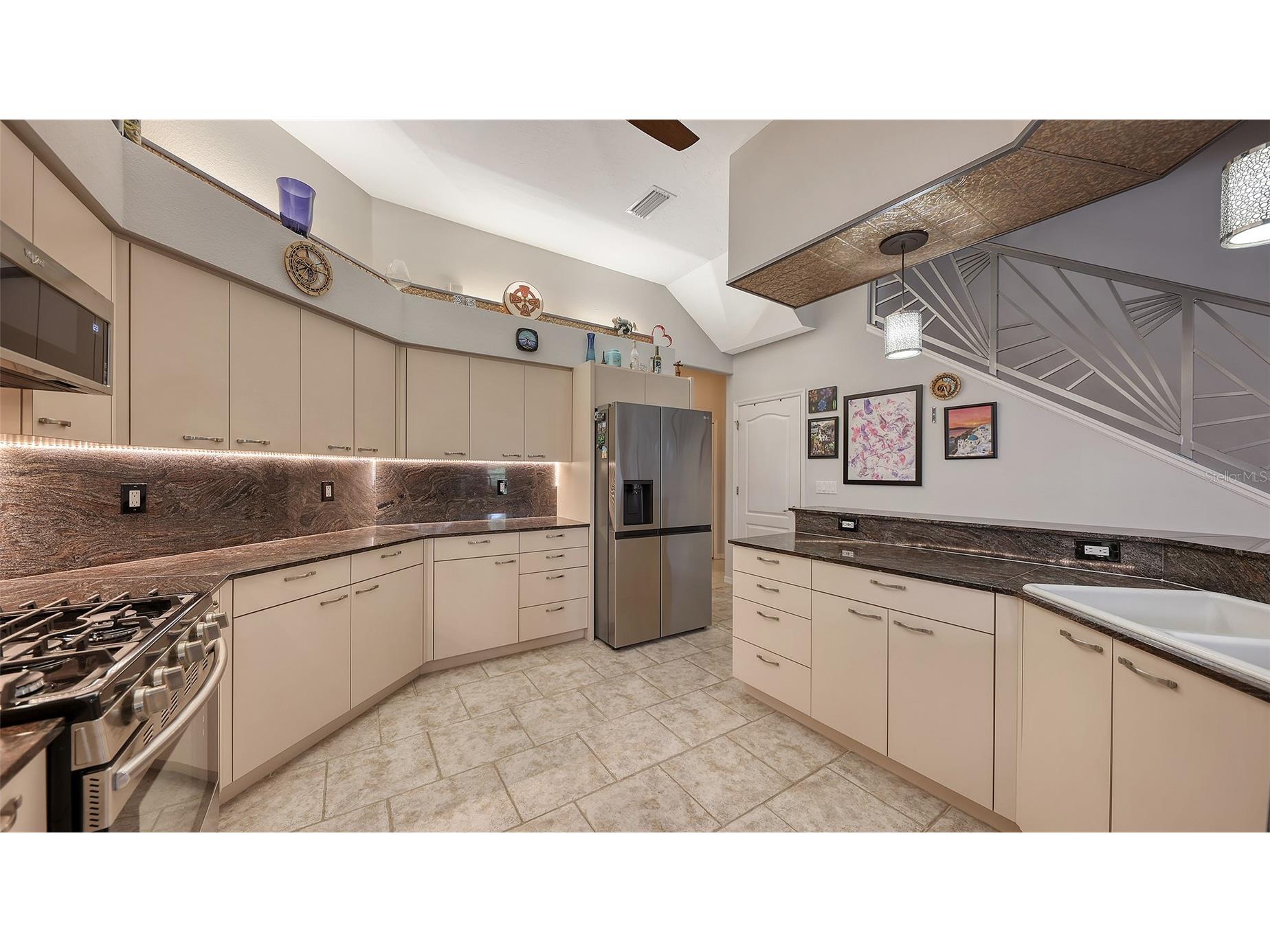7025 N Serenoa Drive Sarasota FL 34241 A4693204 image18