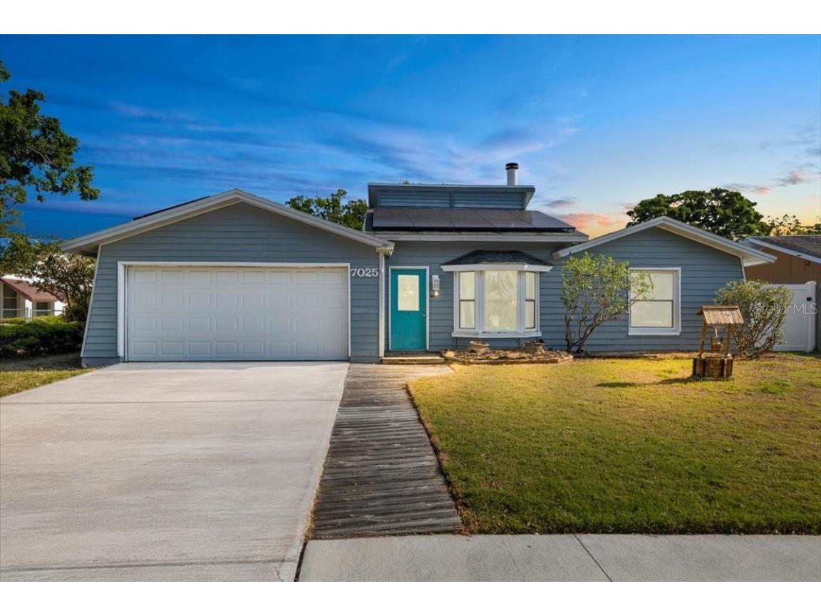 7025 Orkney Avenue N Saint Petersburg FL 33709 TB8375721 image1