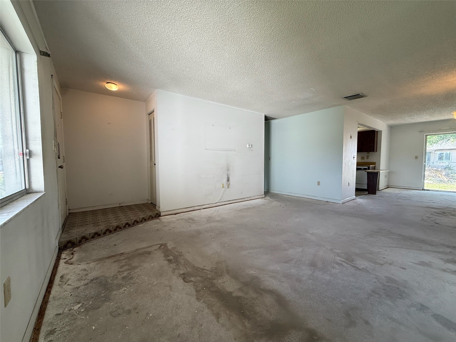 7026 68th Avenue N Pinellas Park FL 33781 TB8511129 image4
