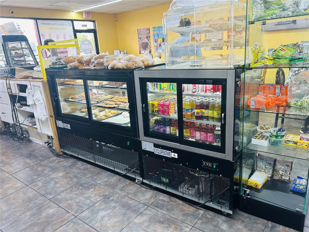 7026 W Hillsborough Avenue Tampa FL 33634 W7876154 image14