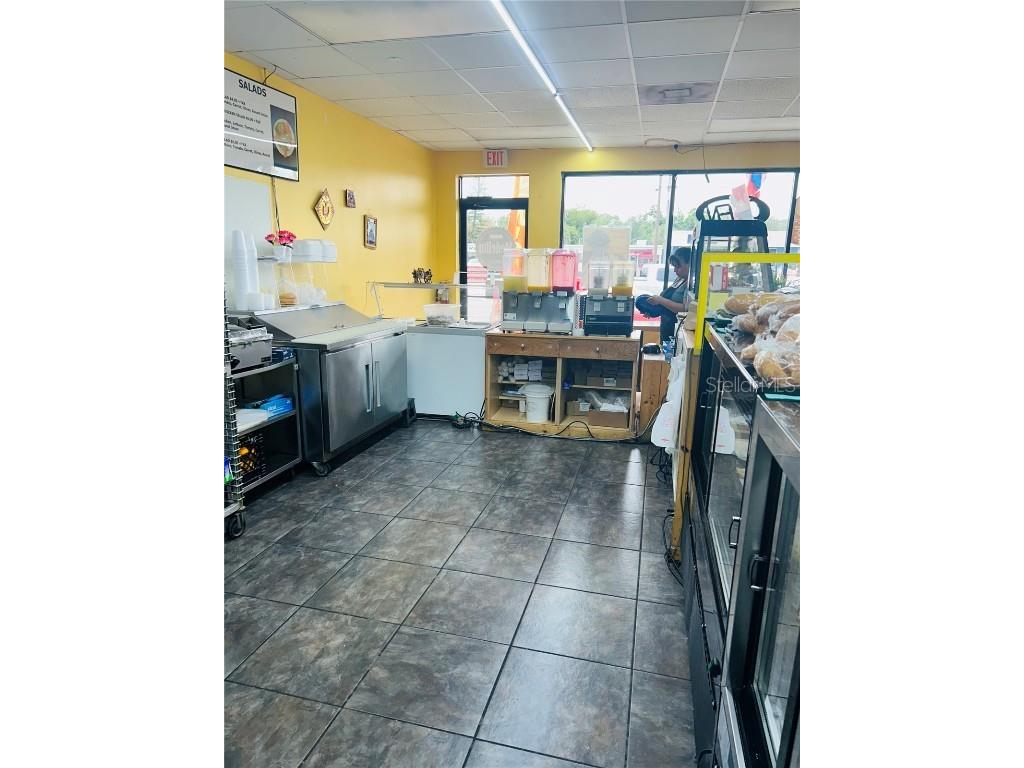 7026 W Hillsborough Avenue Tampa FL 33634 W7876154 image17