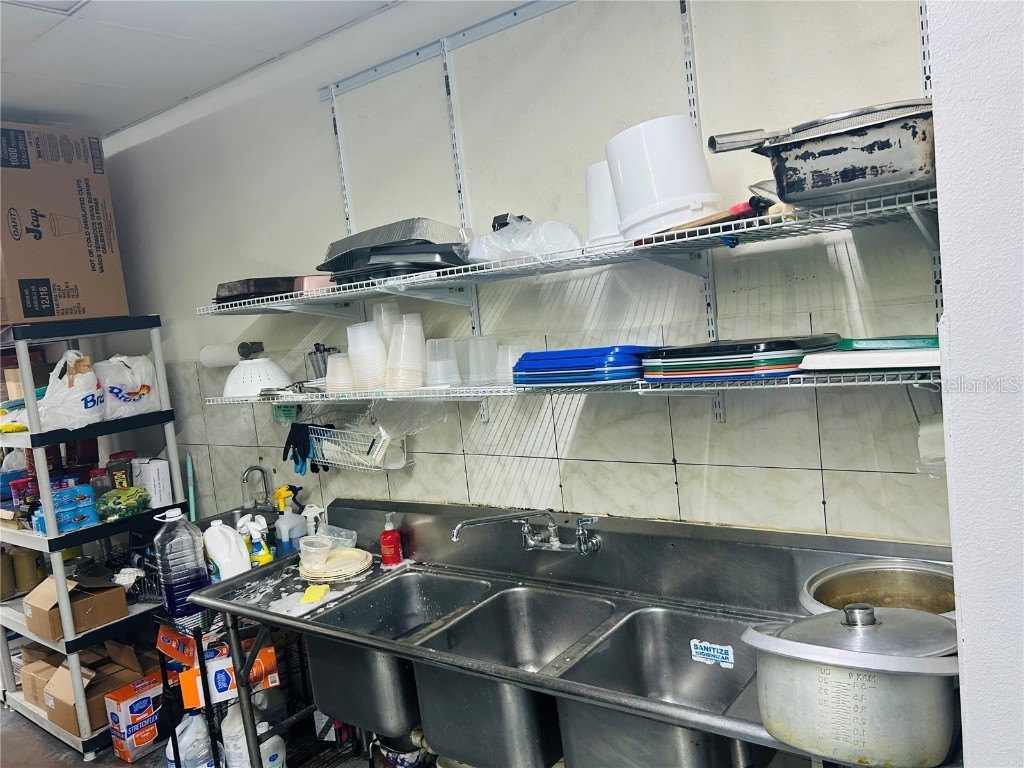 7026 W Hillsborough Avenue Tampa FL 33634 W7876154 image30