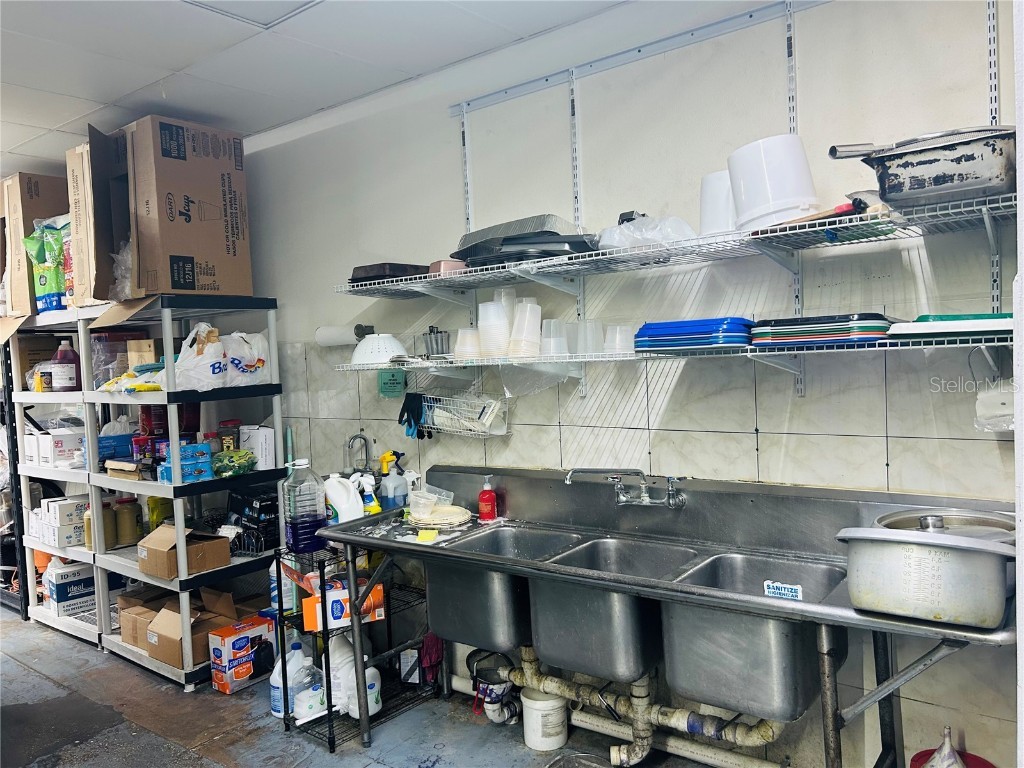 7026 W Hillsborough Avenue Tampa FL 33634 W7876154 image31