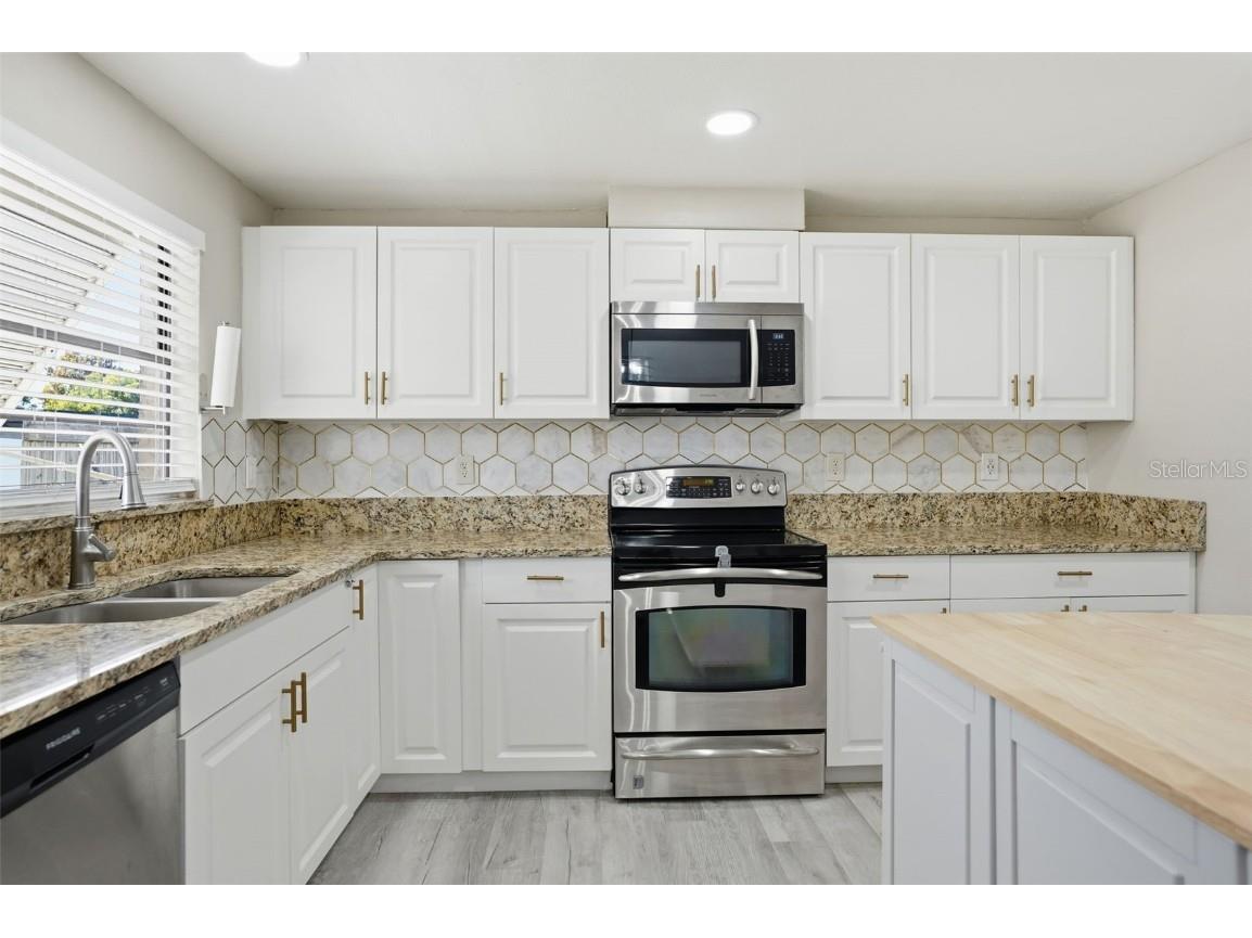 7026 Whitethorn Court Port Richey FL 34668 W7880981 image19