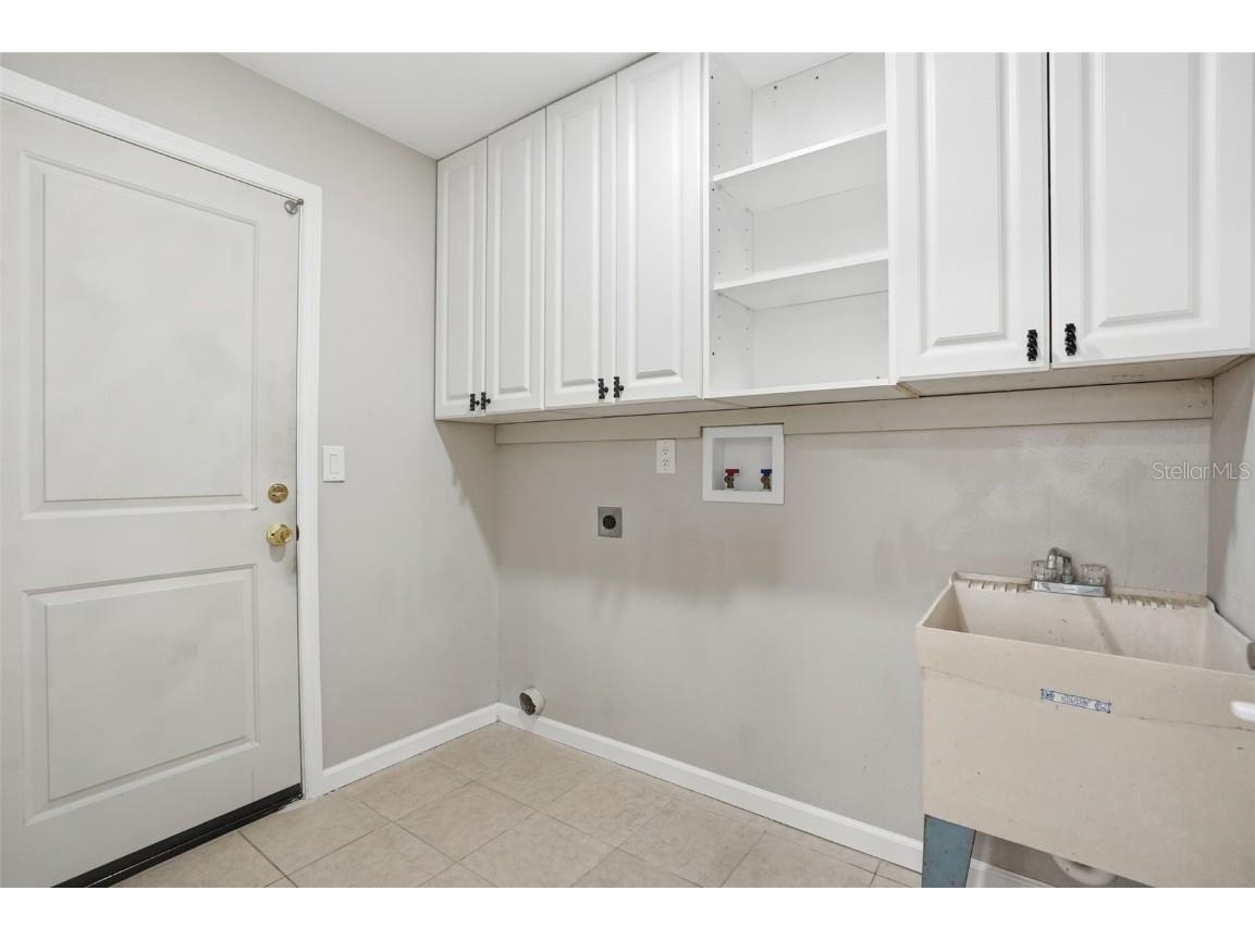 7026 Whitethorn Court Port Richey FL 34668 W7880981 image36