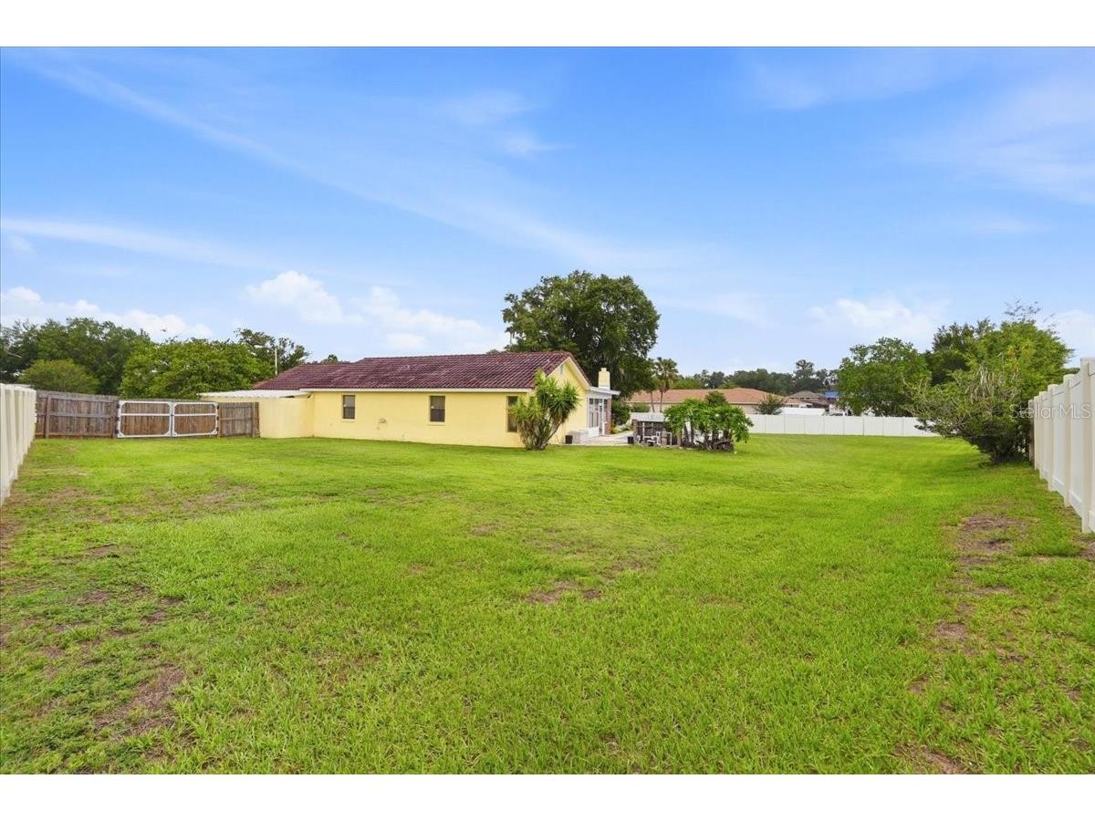 7026 Willow Run Loop Lakeland FL 33813 P4938944 image17