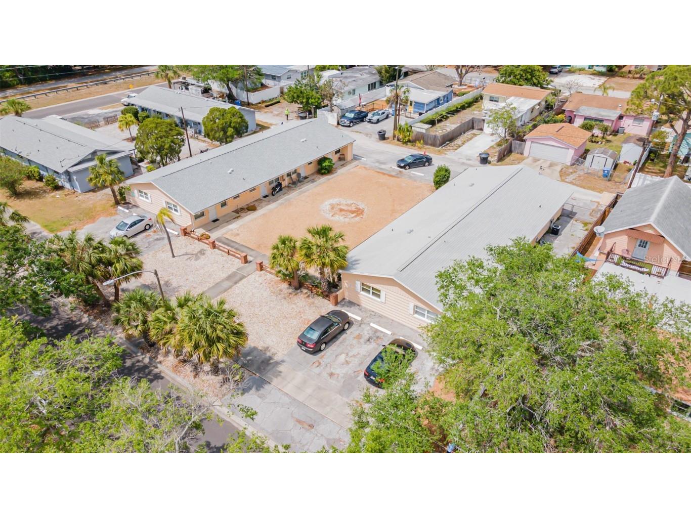 7027 4th Avenue N Saint Petersburg FL 33710 U8196897 image1