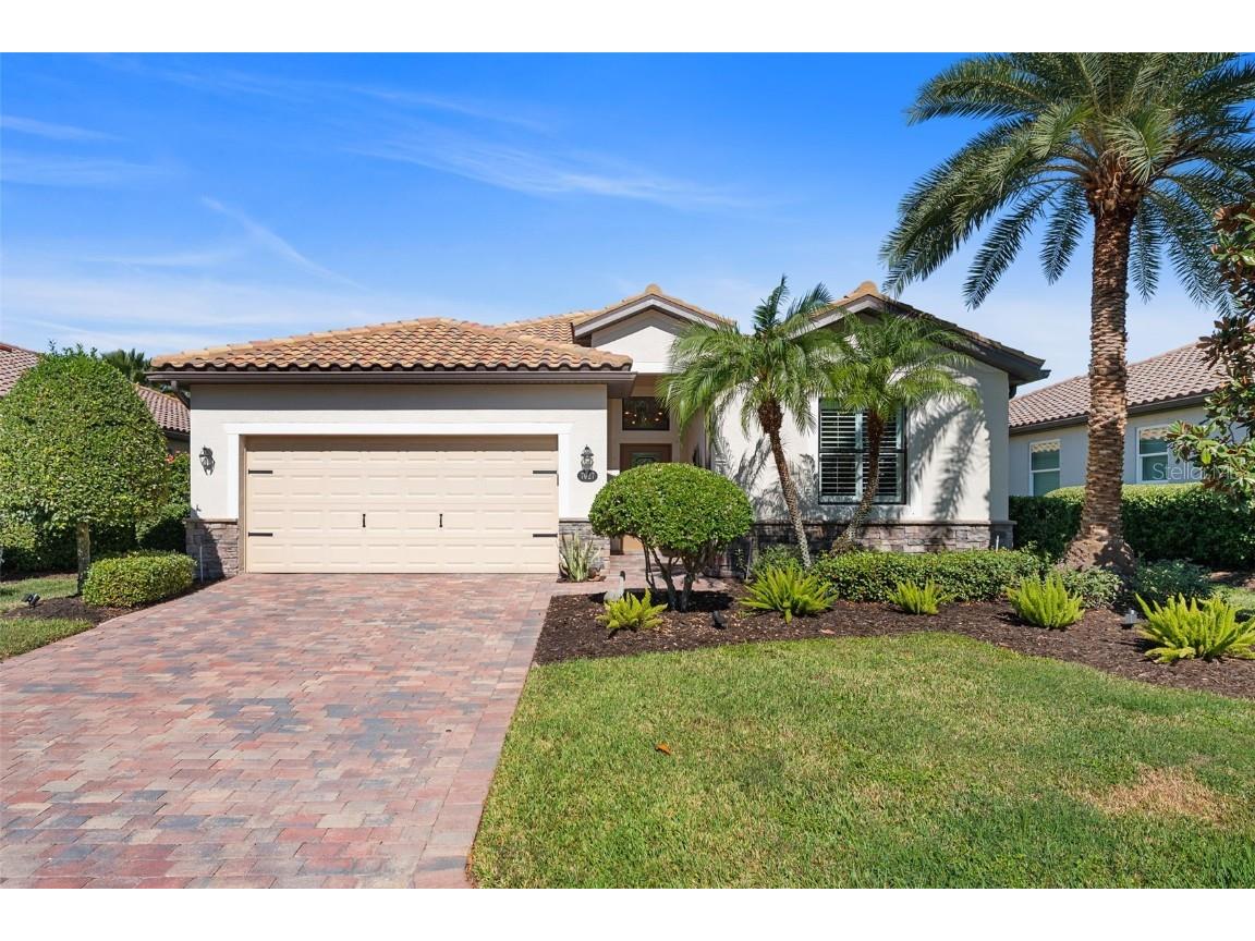 7027 Quiet Creek Drive Bradenton FL 34212 A4672124 image1