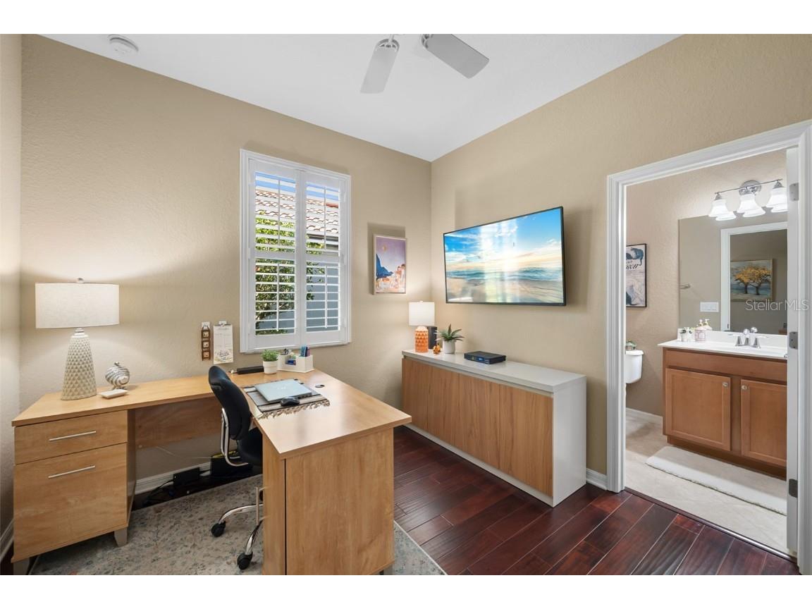 7027 Quiet Creek Drive Bradenton FL 34212 A4672124 image22