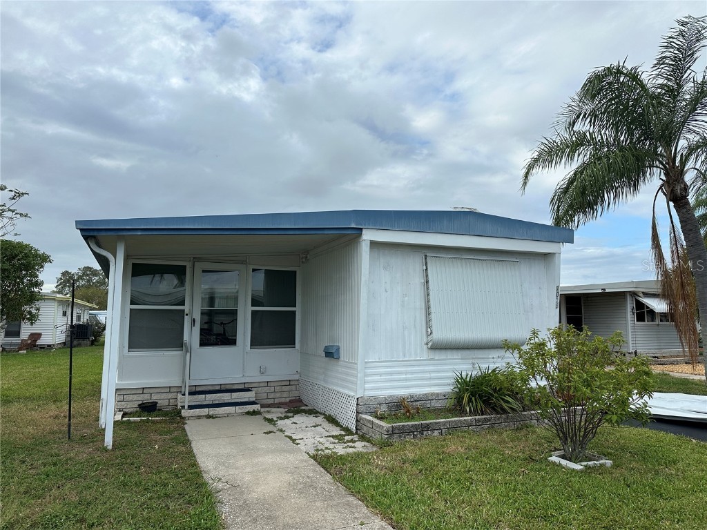 7028 Mount Jupiter Drive NE #601 Saint Petersburg FL 33702 - TAMPA BAY TB8450265 image1