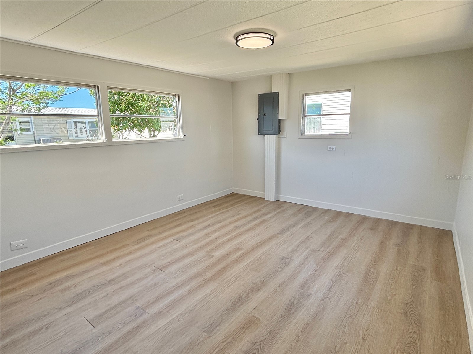 7028 Mount Jupiter Drive NE #601 Saint Petersburg FL 33702 - TAMPA BAY TB8503439 image7