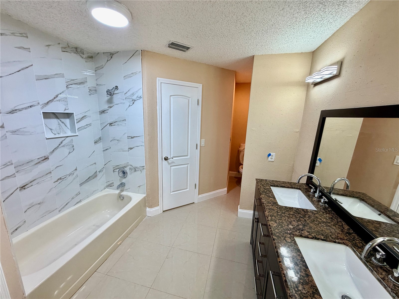 7029 Drury Street Tampa FL 33635 TB8531793 image10