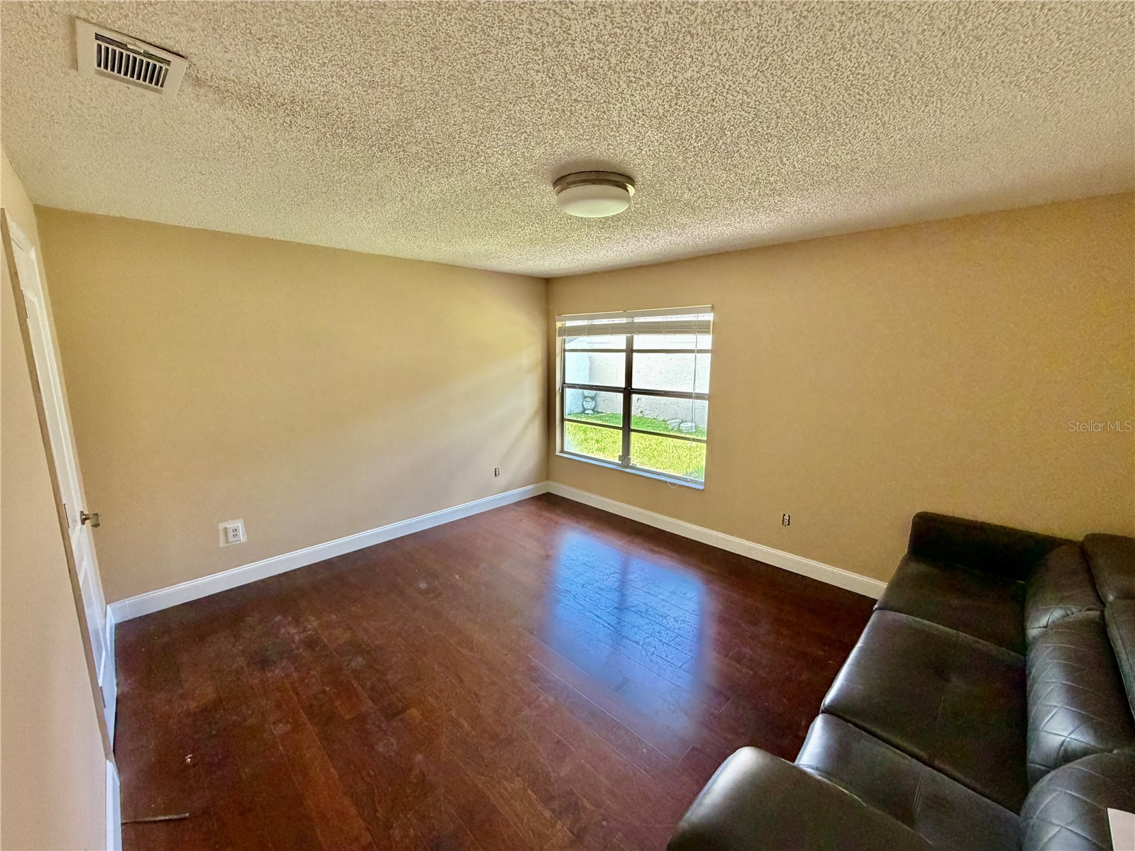 7029 Drury Street Tampa FL 33635 TB8531793 image15