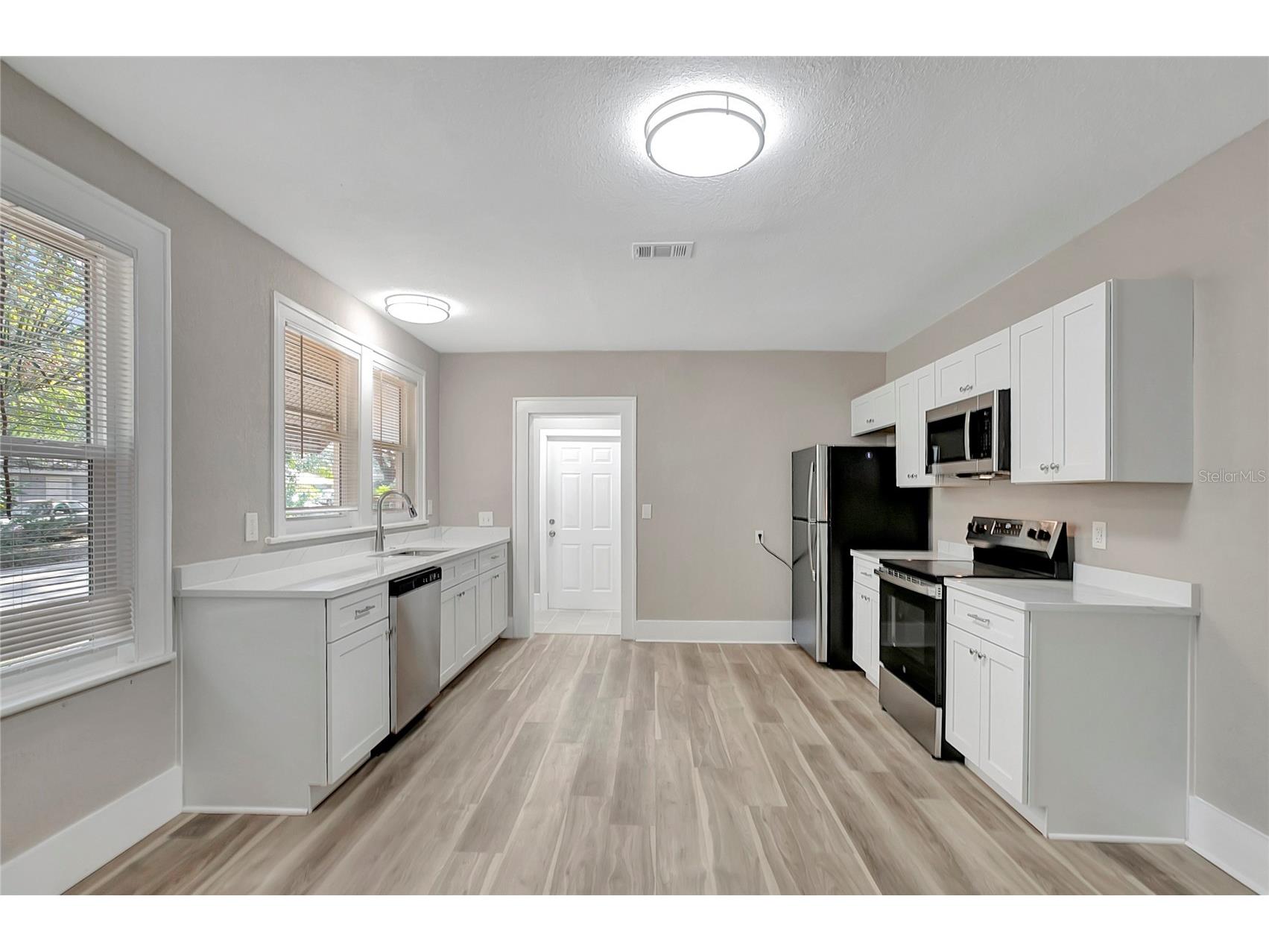 703 16th Avenue NW Largo FL 33770 TB8523547 image17
