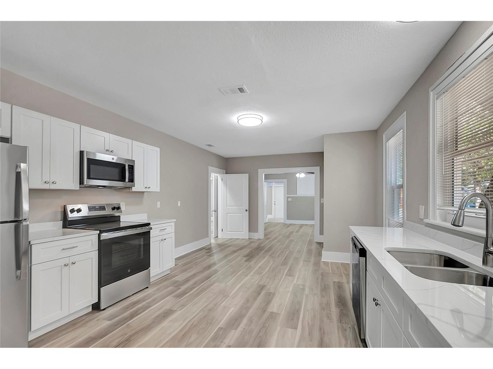 703 16th Avenue NW Largo FL 33770 TB8523547 image21
