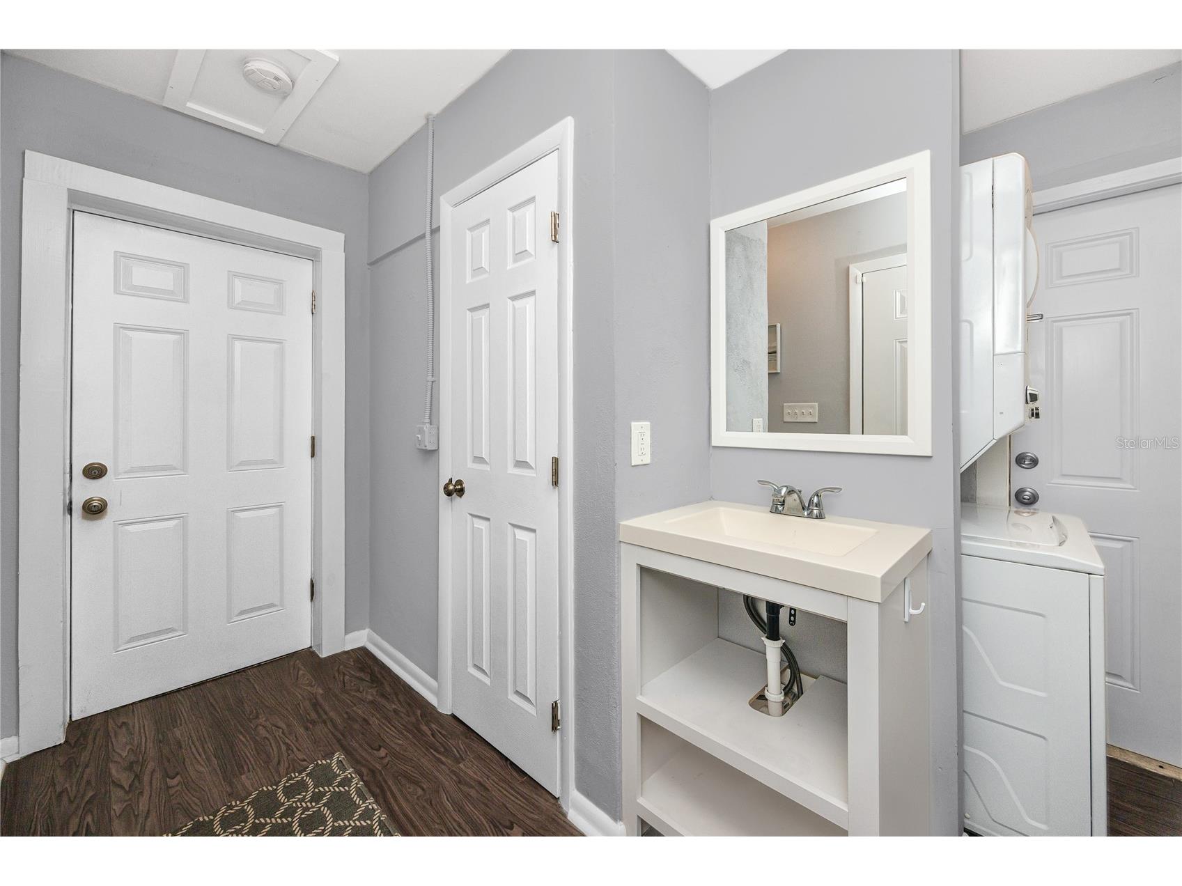703 24th Street SW Largo FL 33770 TB8531812 image26