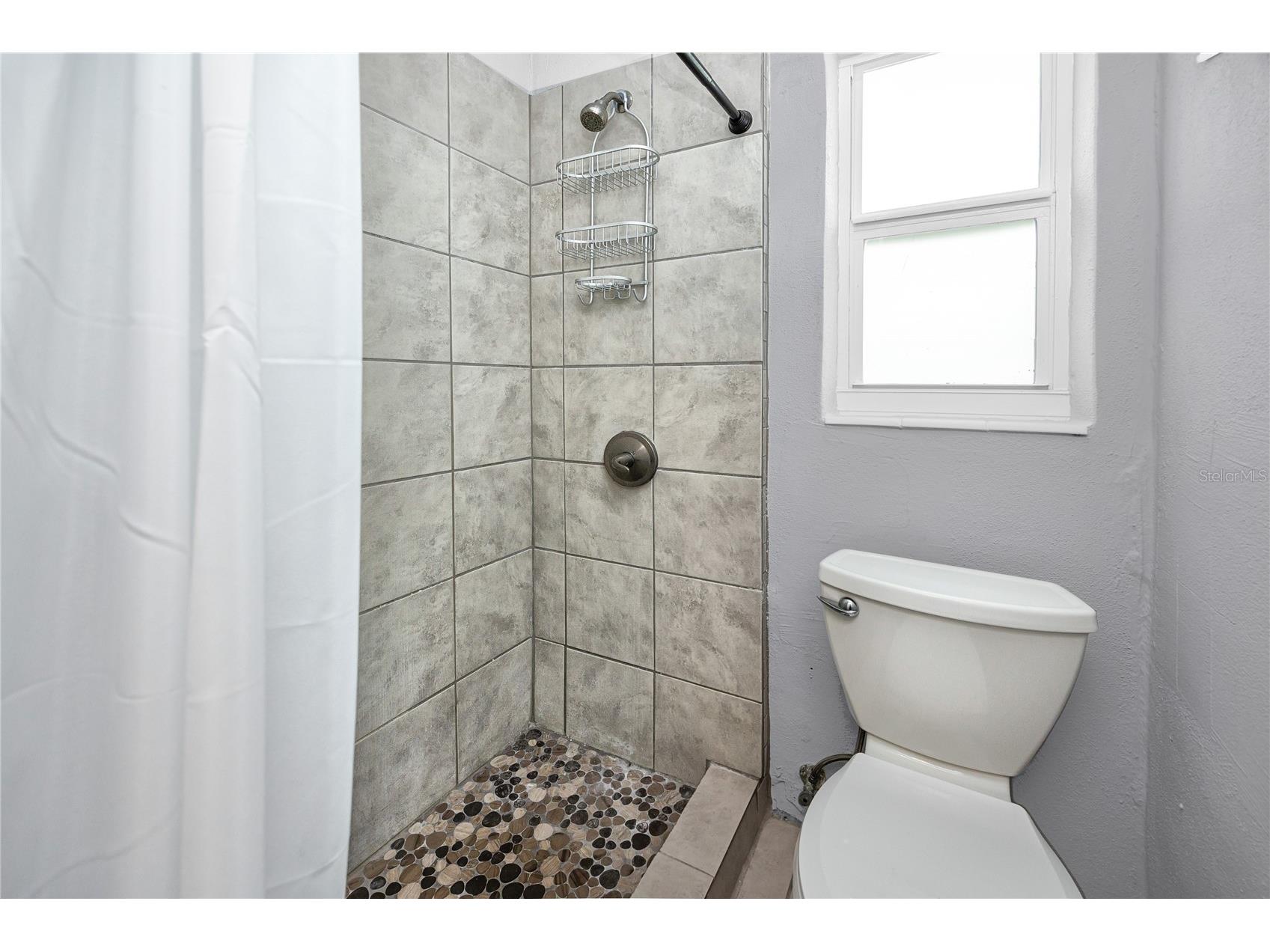 703 24th Street SW Largo FL 33770 TB8531812 image27