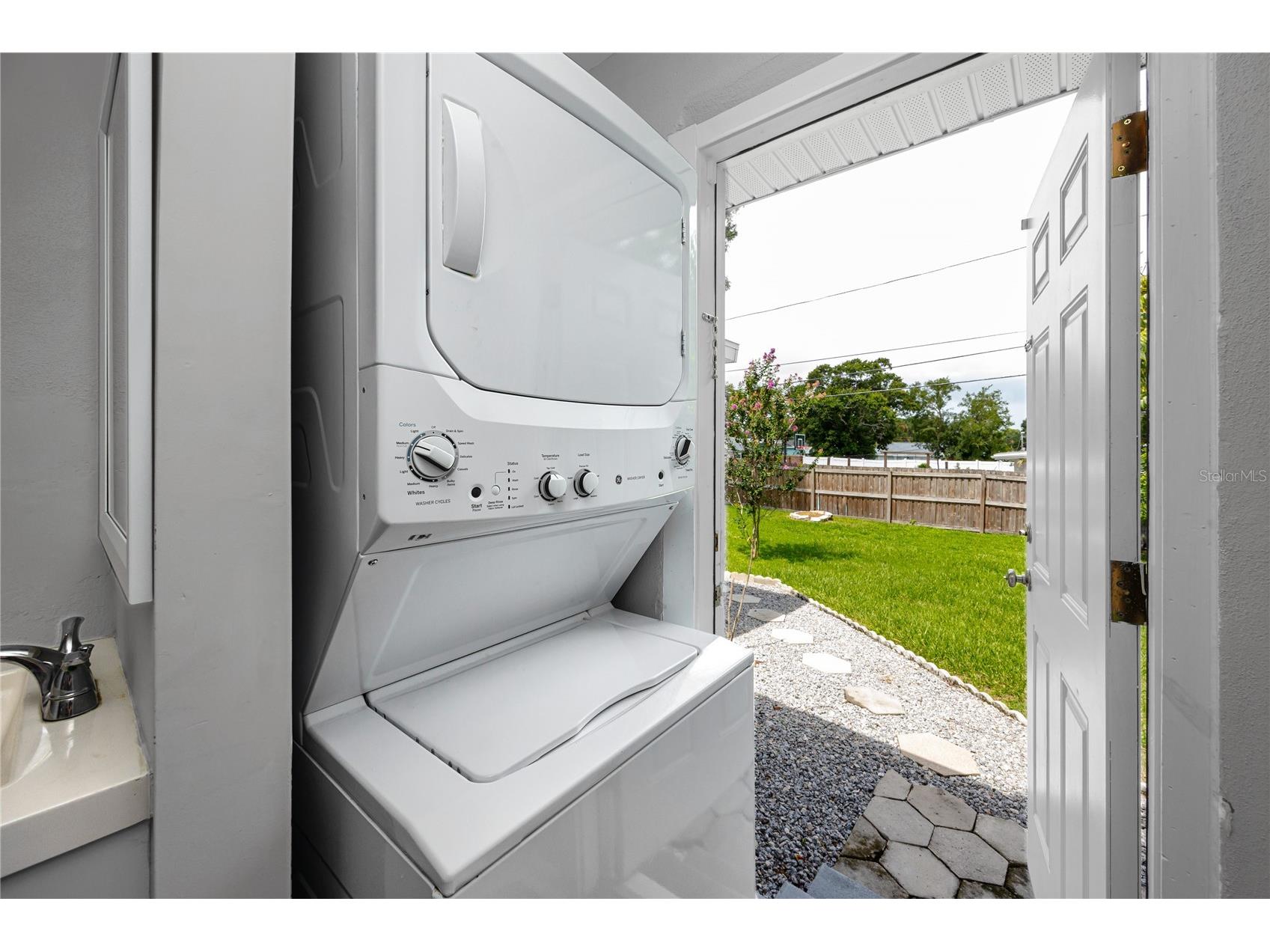 703 24th Street SW Largo FL 33770 TB8531812 image28