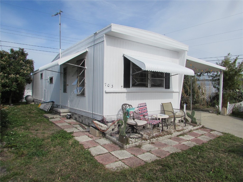 703 49th Avenue Drive W Bradenton FL 34207 A4595513 image1