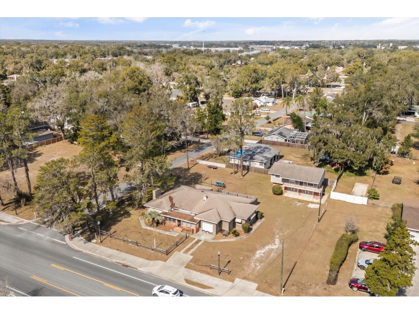 703 & 705 Cleveland Avenue Wildwood FL 34785 G5107480 image1