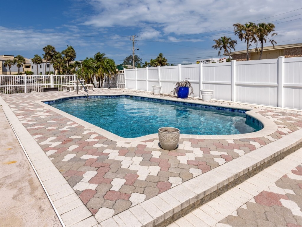 703 & 705 Golden Beach Boulevard Venice FL 34285 N6138338 image10