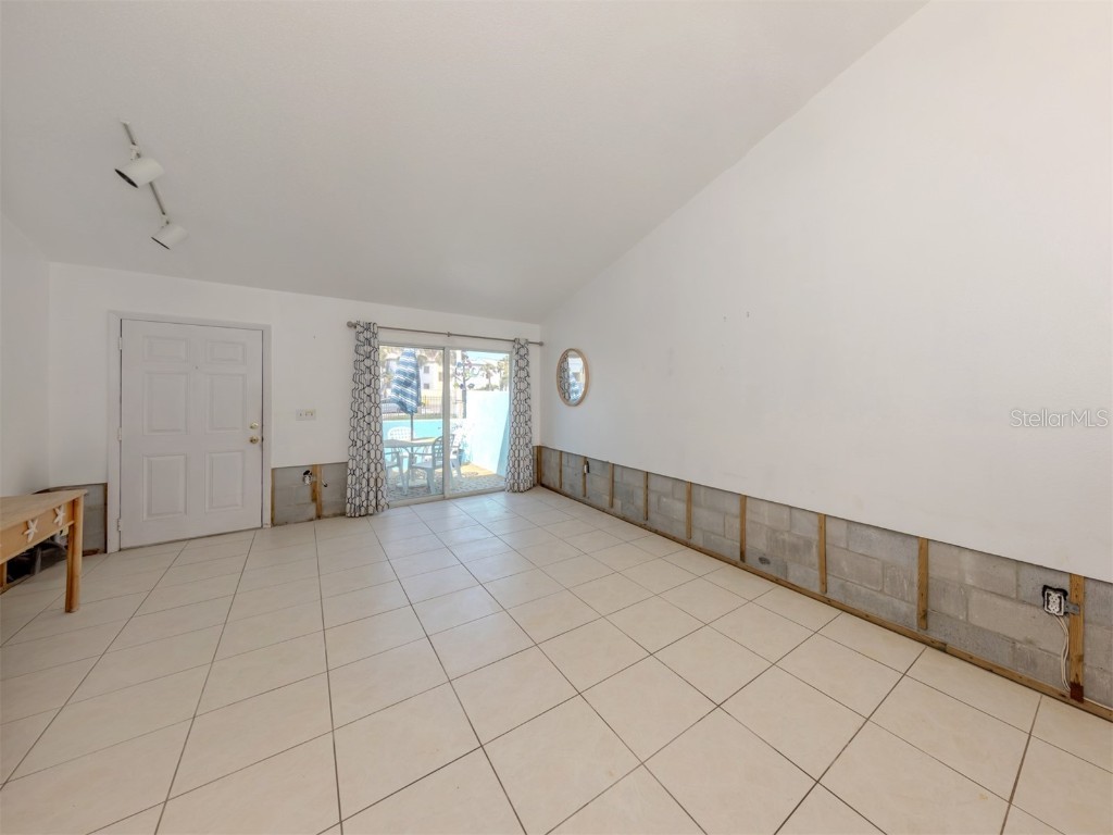 703 & 705 Golden Beach Boulevard Venice FL 34285 N6138338 image13