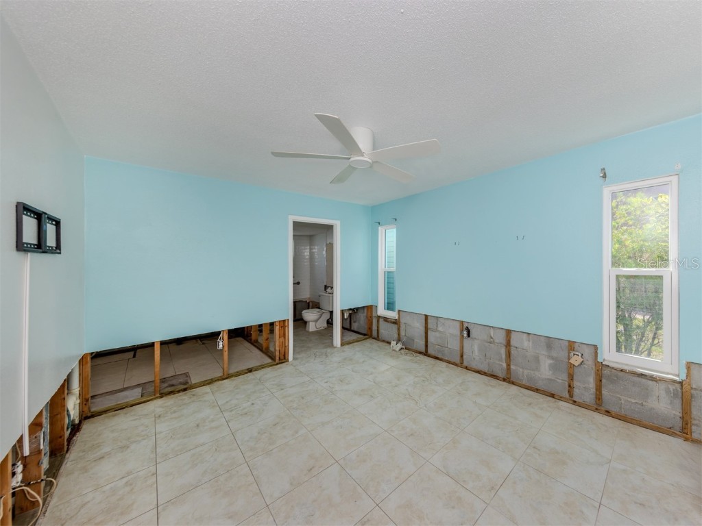 703 & 705 Golden Beach Boulevard Venice FL 34285 N6138338 image19