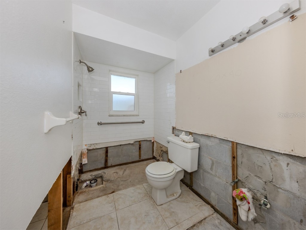 703 & 705 Golden Beach Boulevard Venice FL 34285 N6138338 image22