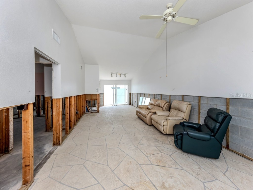 703 & 705 Golden Beach Boulevard Venice FL 34285 N6138338 image25