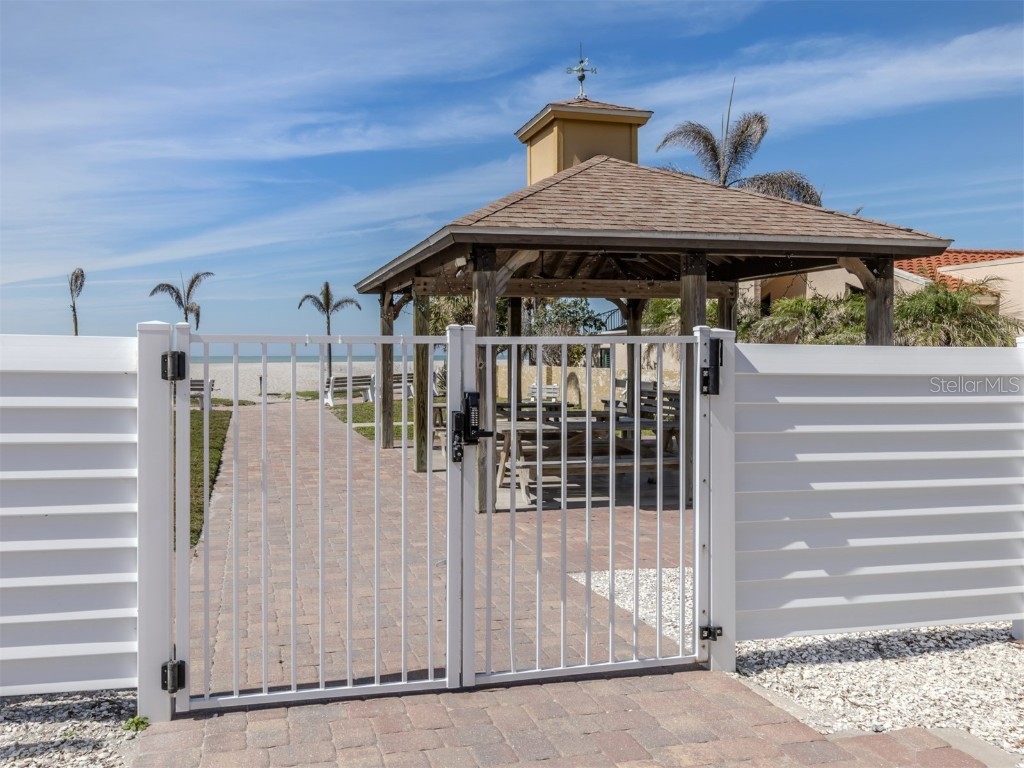 703 & 705 Golden Beach Boulevard Venice FL 34285 N6138338 image36