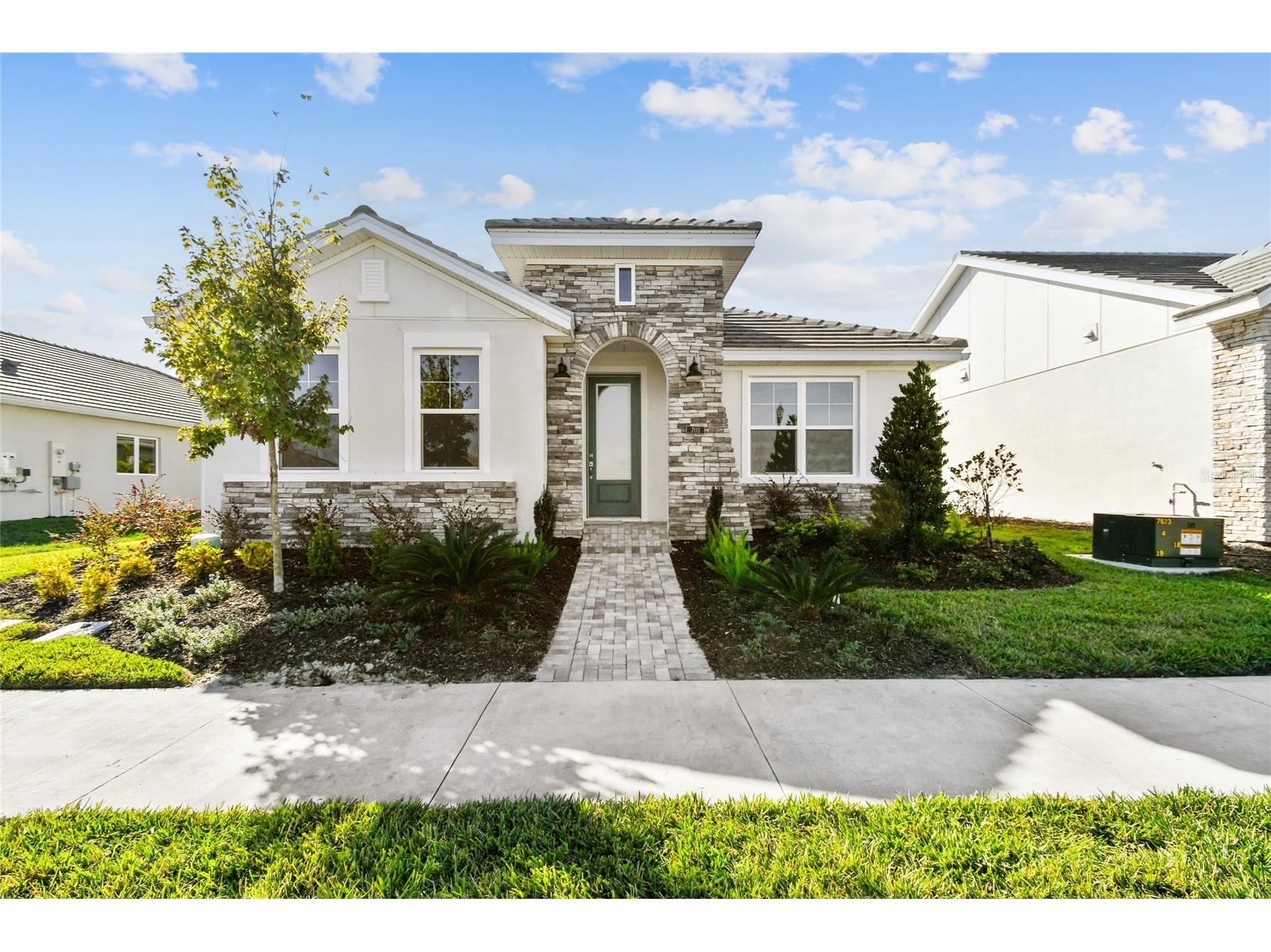 703 Allora Avenue Nokomis FL 34275 TB8424822 image1