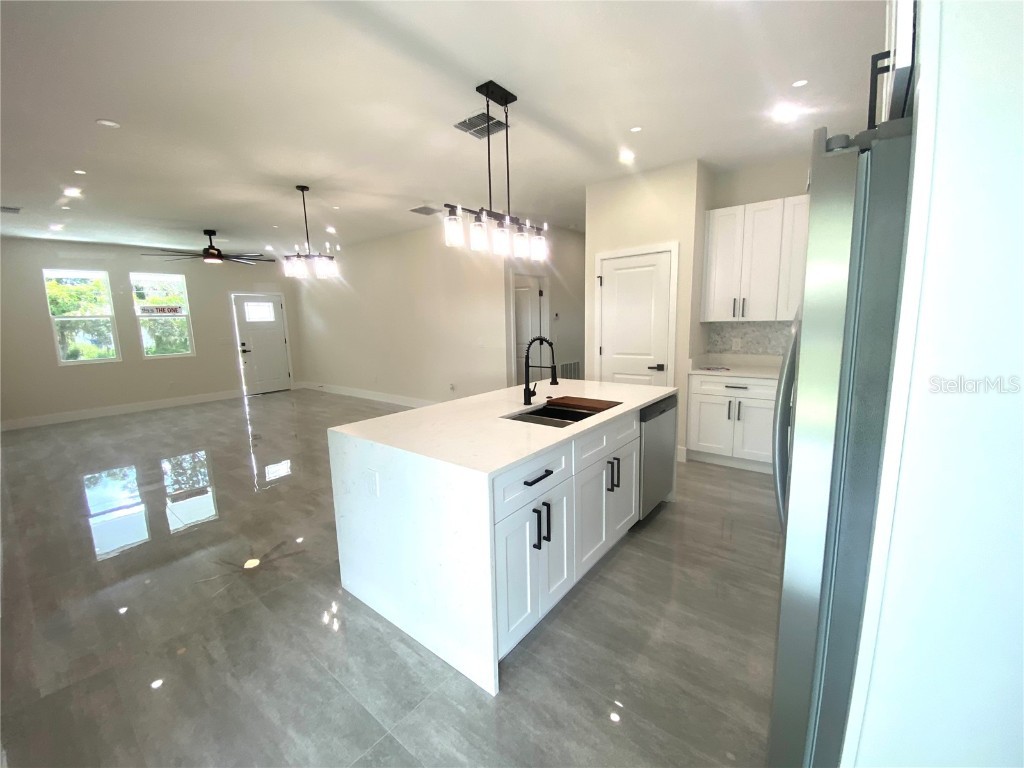 703 Aston-Martin Drive Sebring FL 33872 L4955301 image5