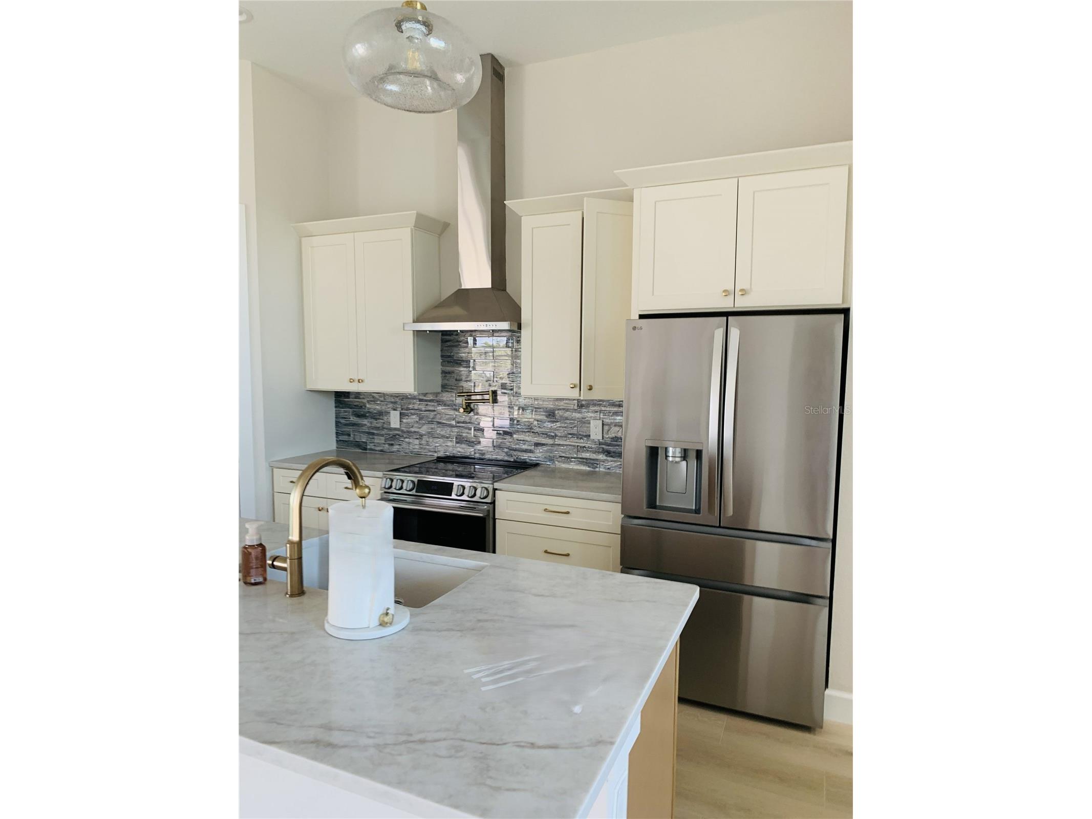 703 Boundary Boulevard Rotonda West FL 33947 D6146331 image4