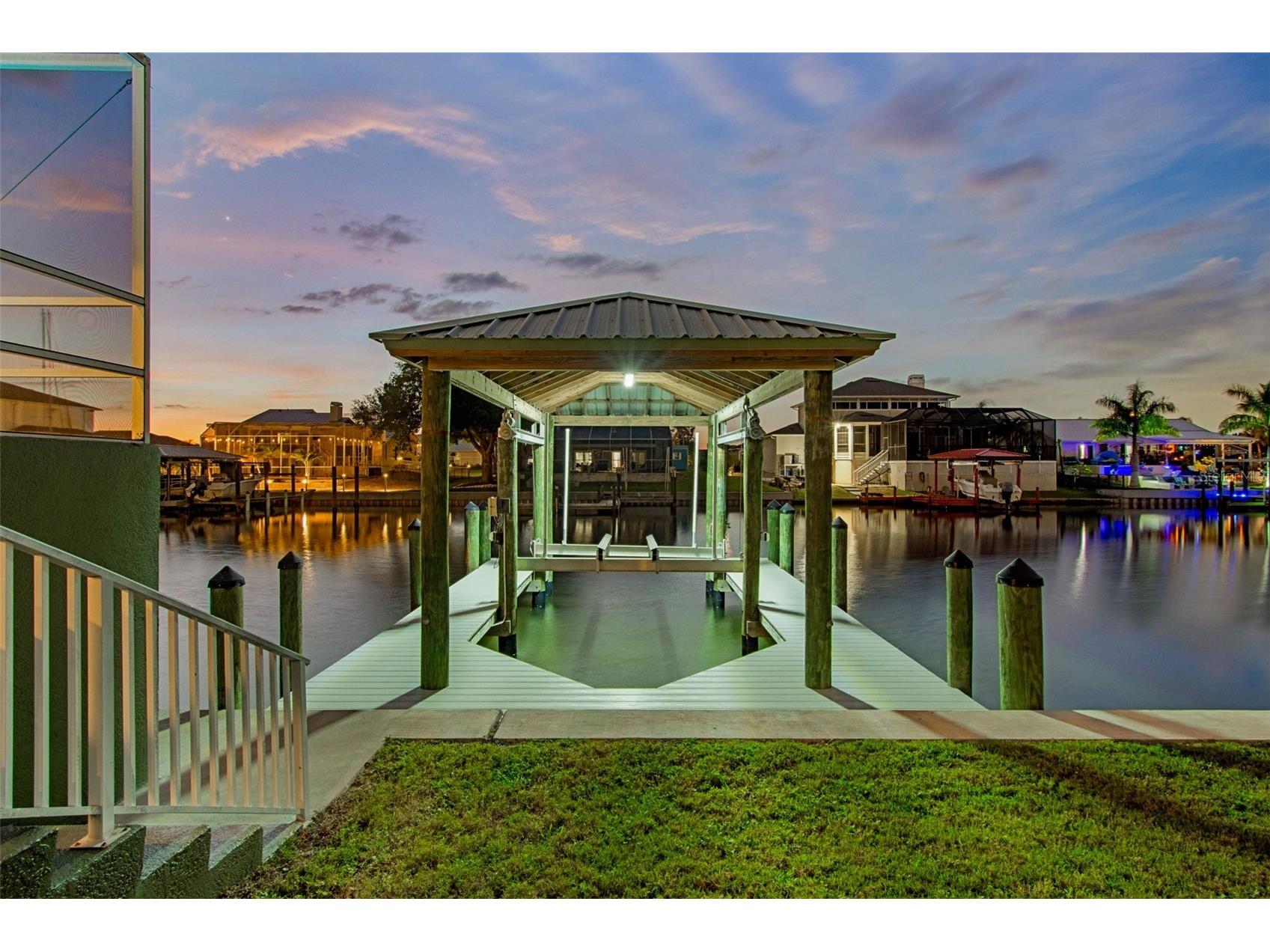 703 Bunker View Drive Apollo Beach FL 33572 TB8502608 image2