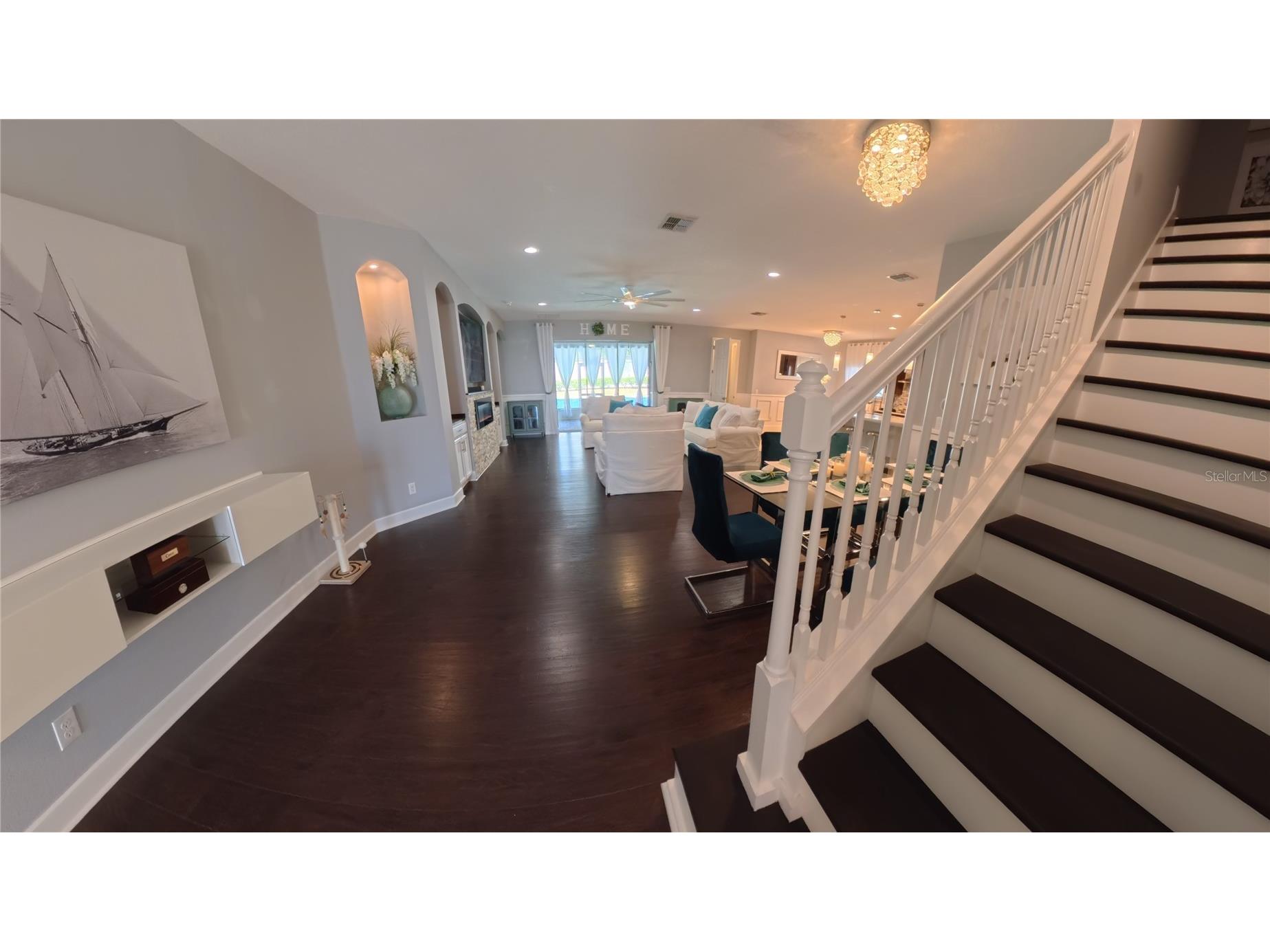 703 Calabria Way Howey In The Hills FL 34737 G5109294 image11
